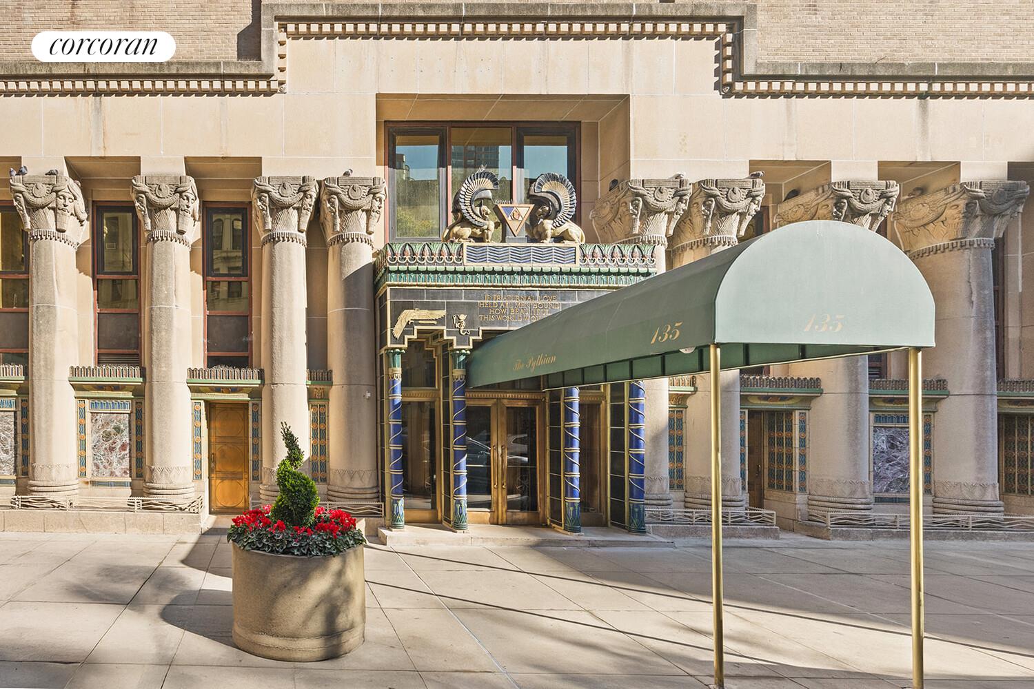 #15 photo, 135 W 70TH Street, Lincoln Square , NY 10023