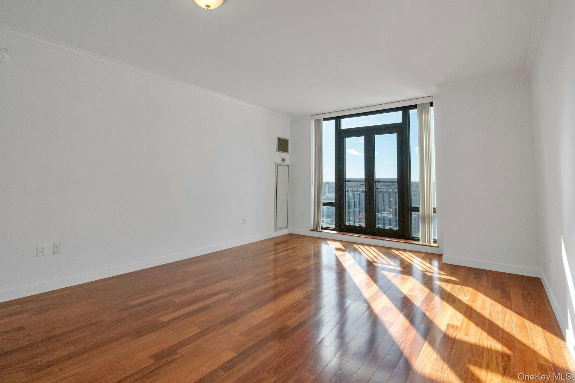 #15 photo, 10 City Place, White Plains , NY 10601