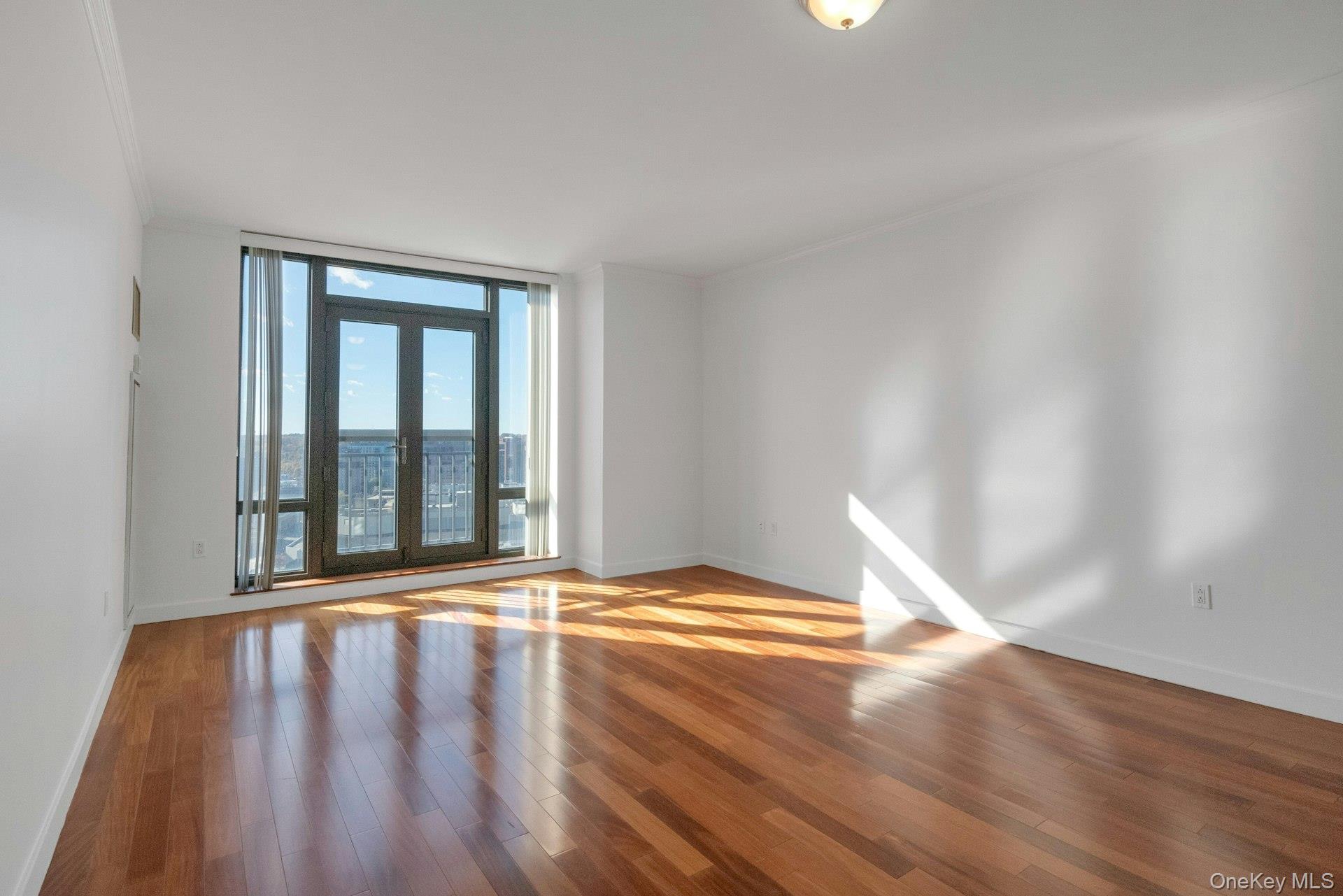 #16 photo, 10 City Place, White Plains , NY 10601