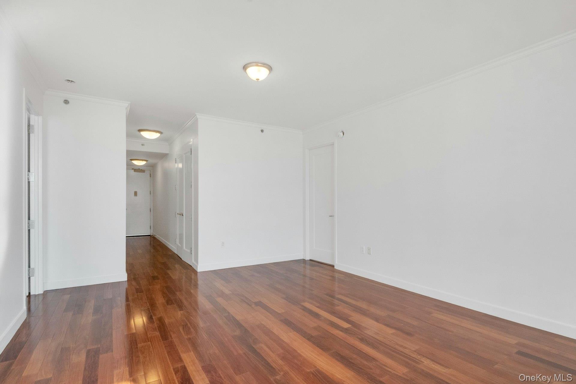 #19 photo, 10 City Place, White Plains , NY 10601