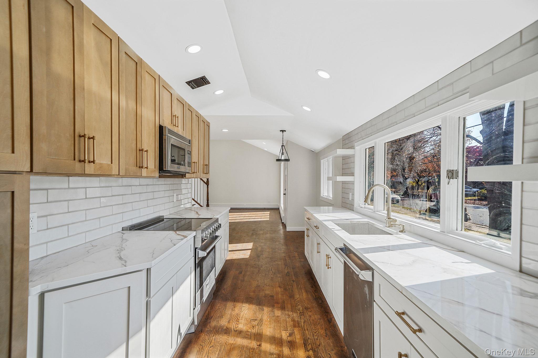 #15 photo, 67 Bardolier Lane, Bay Shore , NY 11706