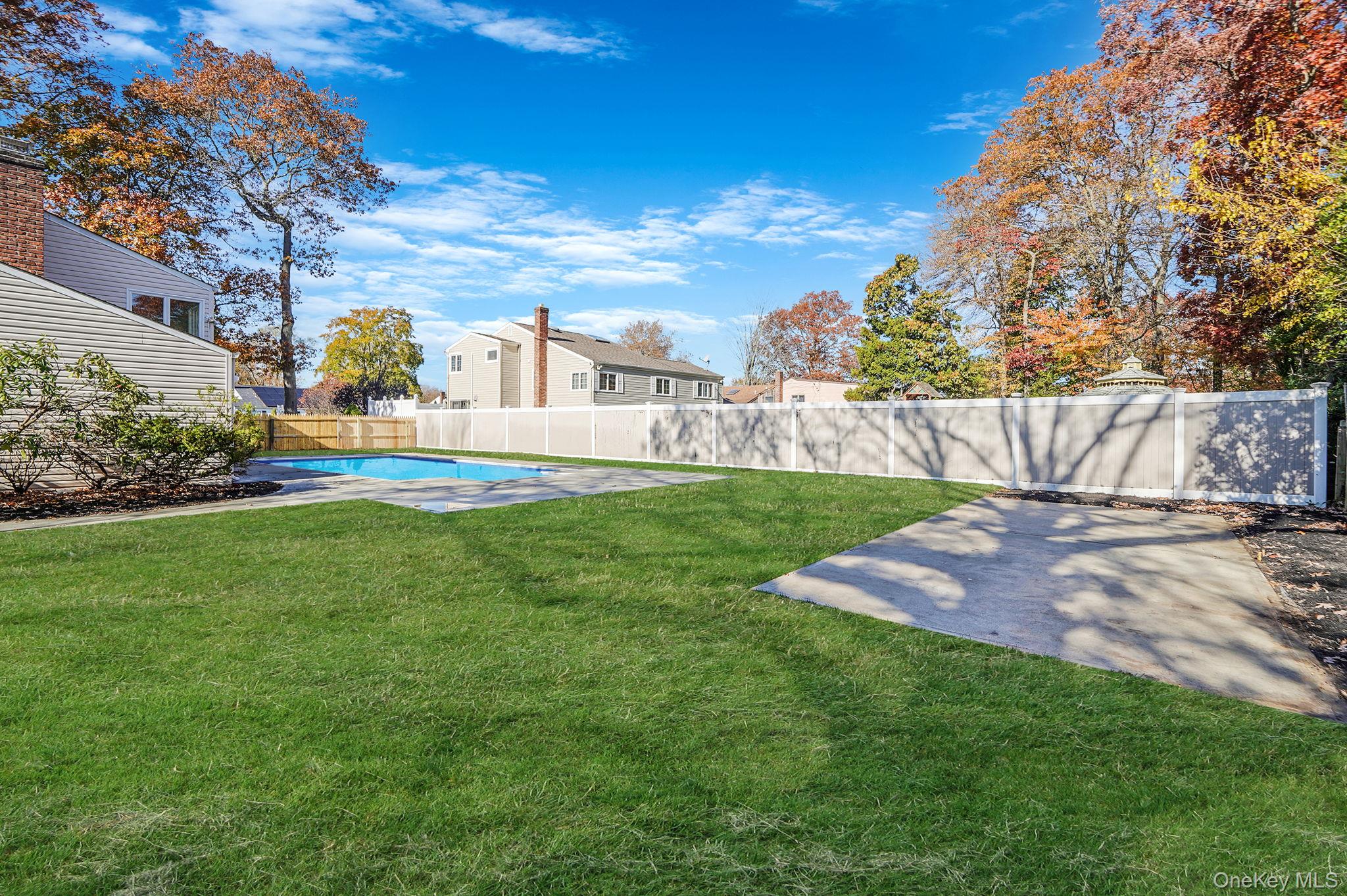 #4 photo, 67 Bardolier Lane, Bay Shore , NY 11706