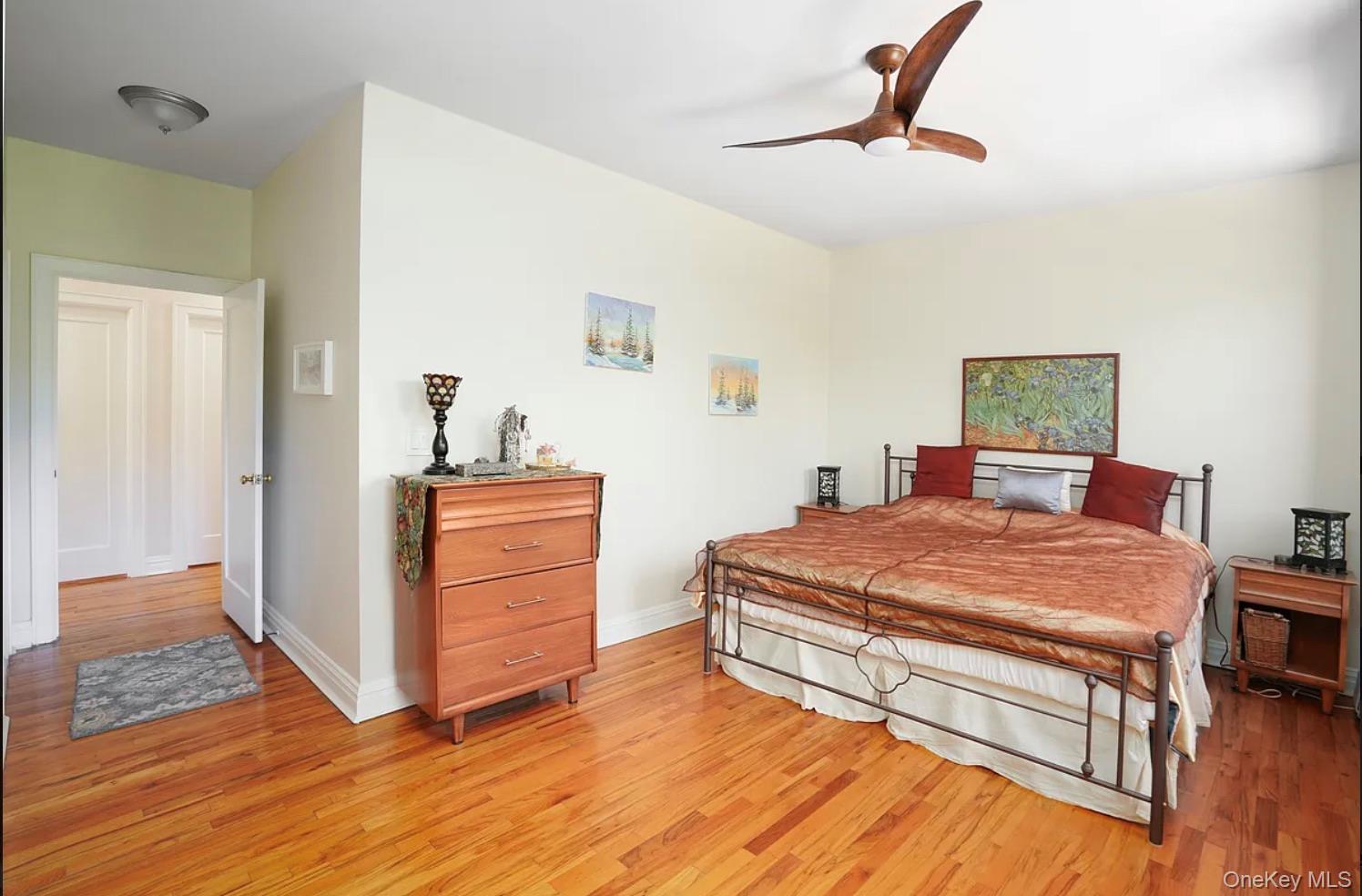 #12 photo, 370 Saint Nicholas Avenue, New York (Manhattan) , NY 10027