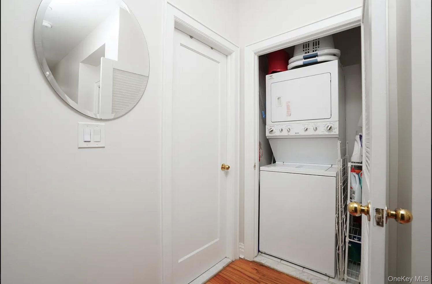 #16 photo, 370 Saint Nicholas Avenue, New York (Manhattan) , NY 10027