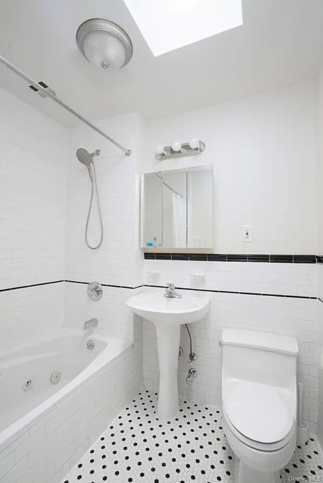 #18 photo, 370 Saint Nicholas Avenue, New York (Manhattan) , NY 10027