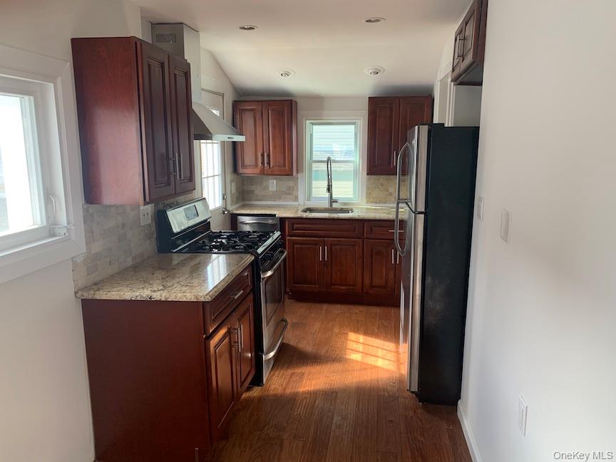 #9 photo, 10 Kirgan Court, East Rockaway , NY 11518