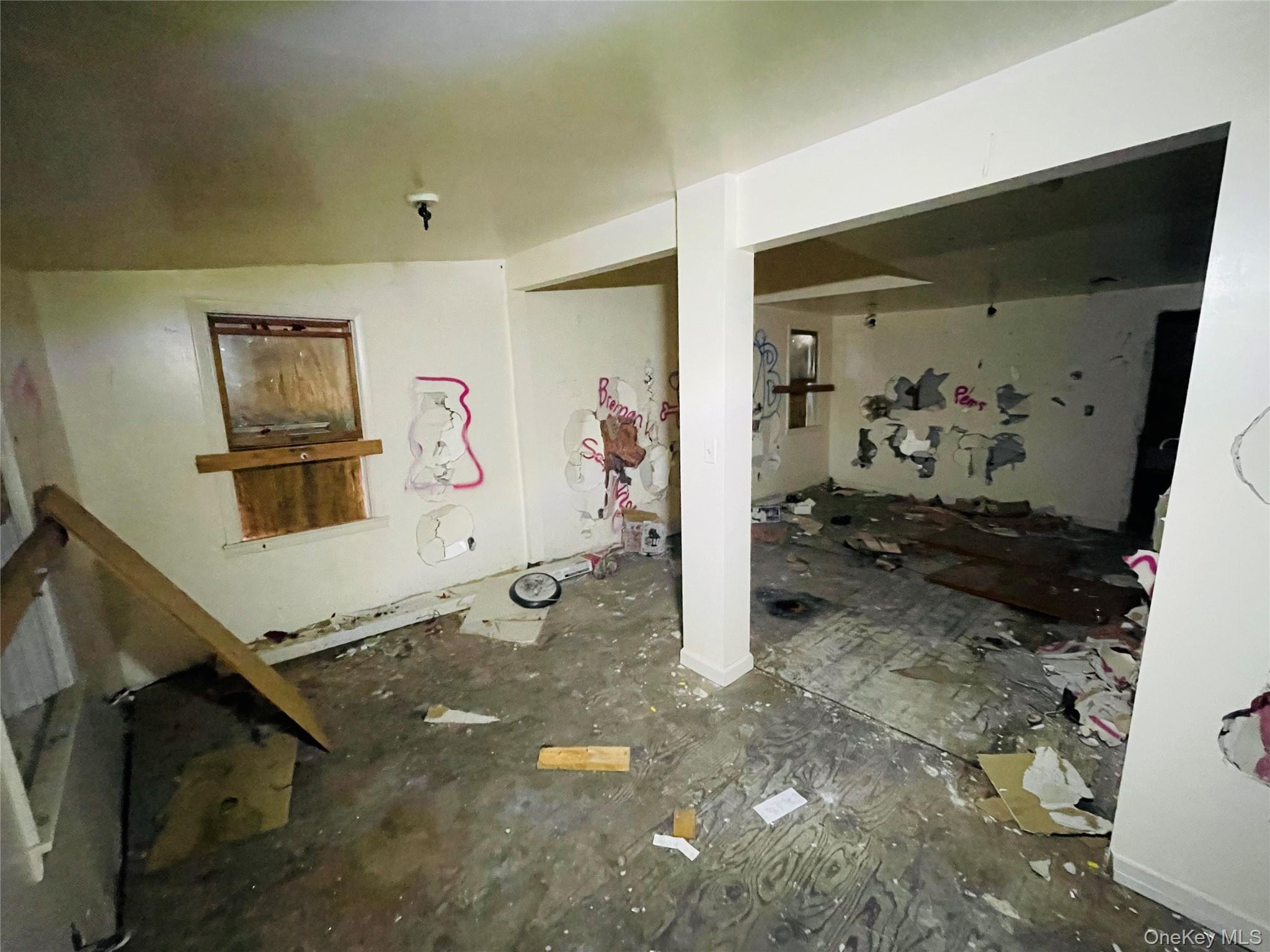 #18 photo, 697 Route 25A, Rocky Point , NY 11778