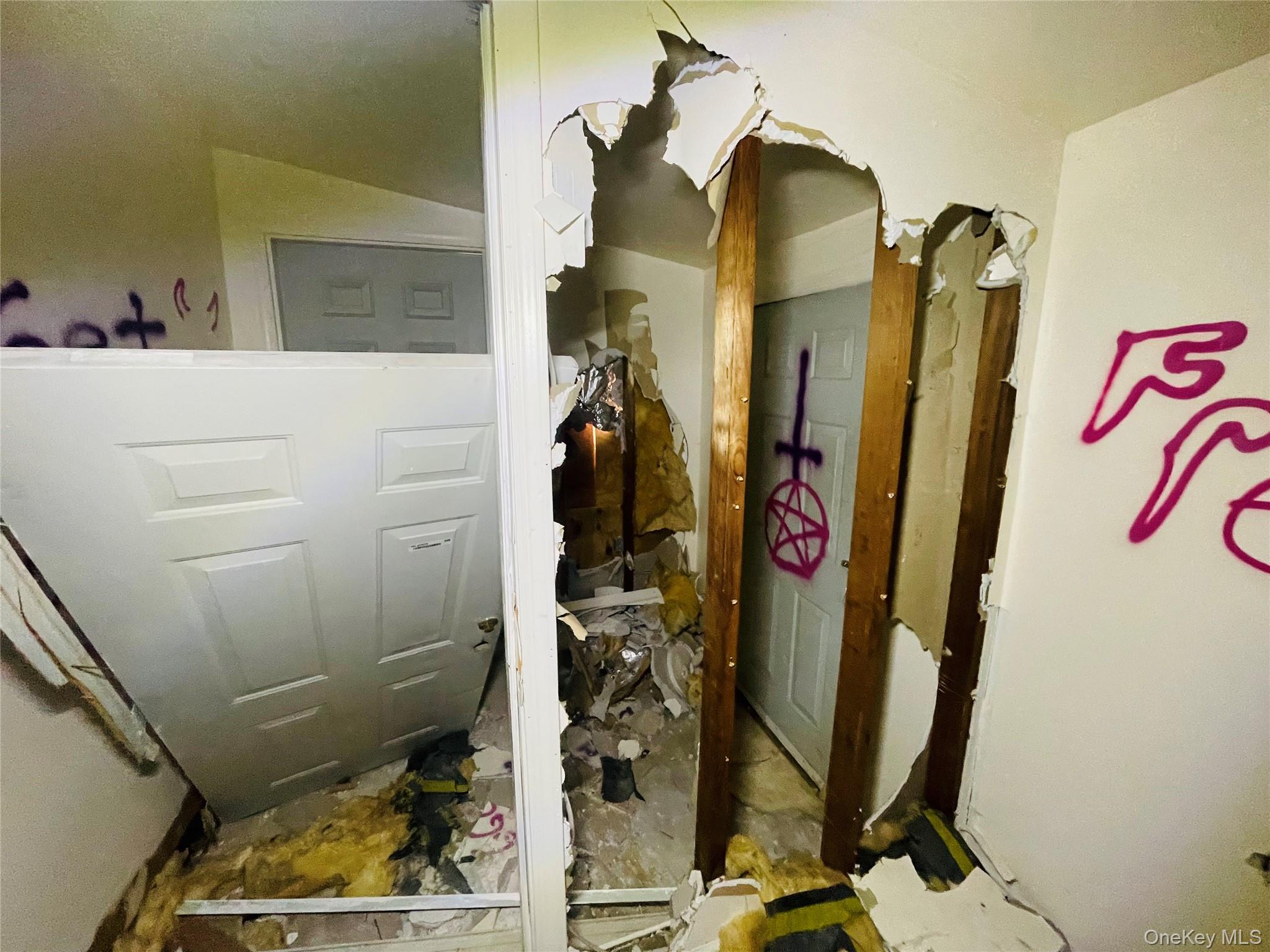 #19 photo, 697 Route 25A, Rocky Point , NY 11778