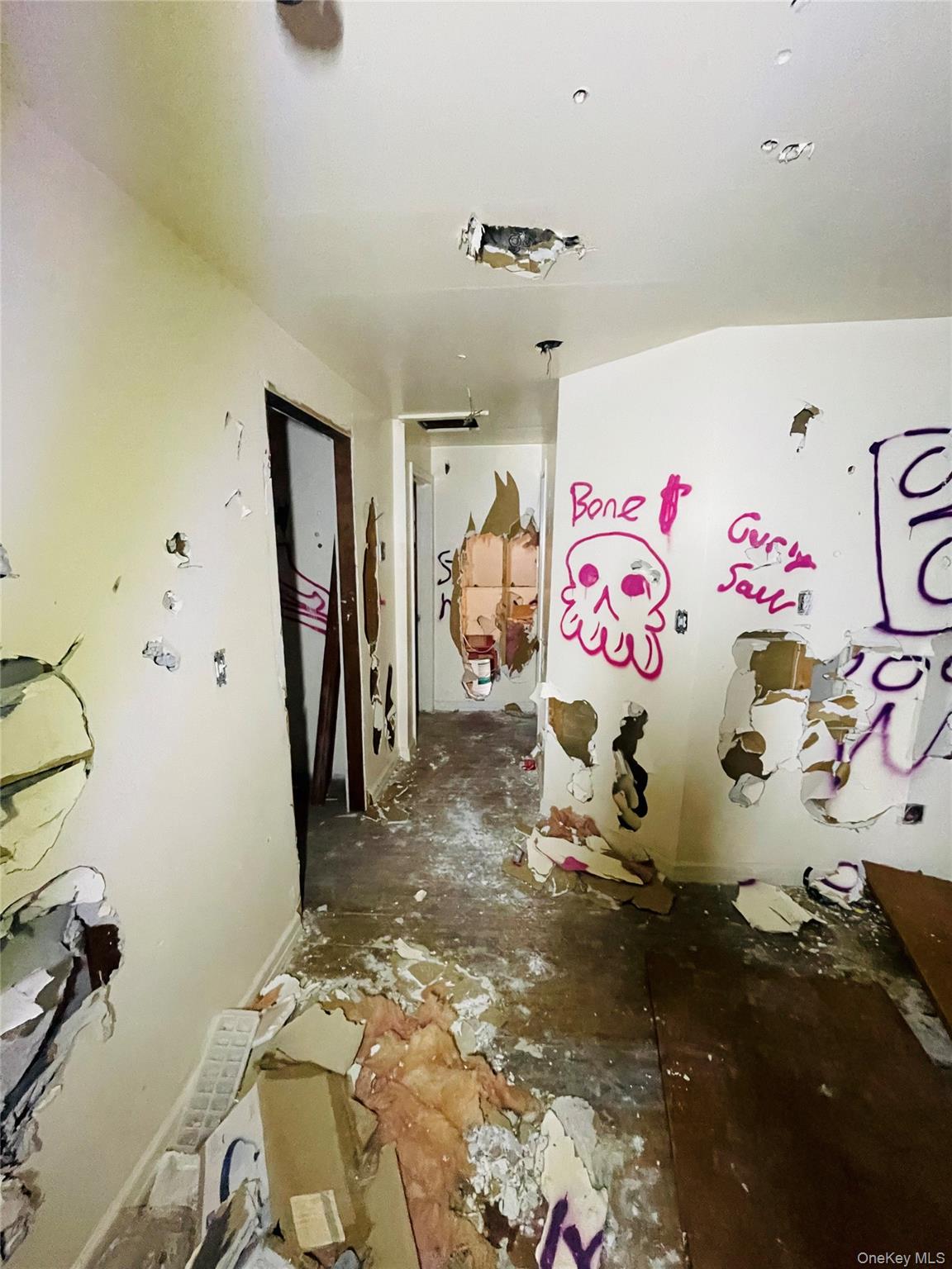 #20 photo, 697 Route 25A, Rocky Point , NY 11778