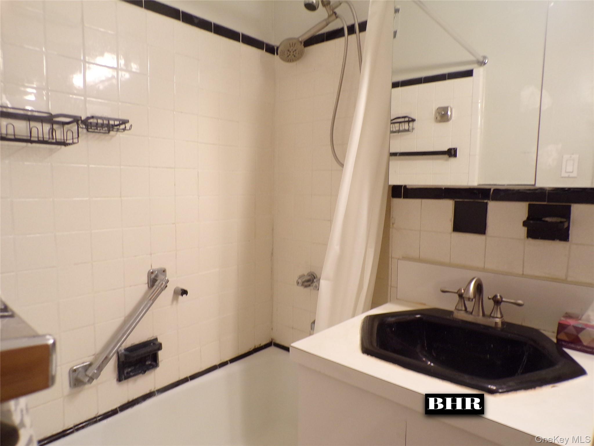 #12 photo, 2265 Gerritsen Avenue, Brooklyn , NY 11229