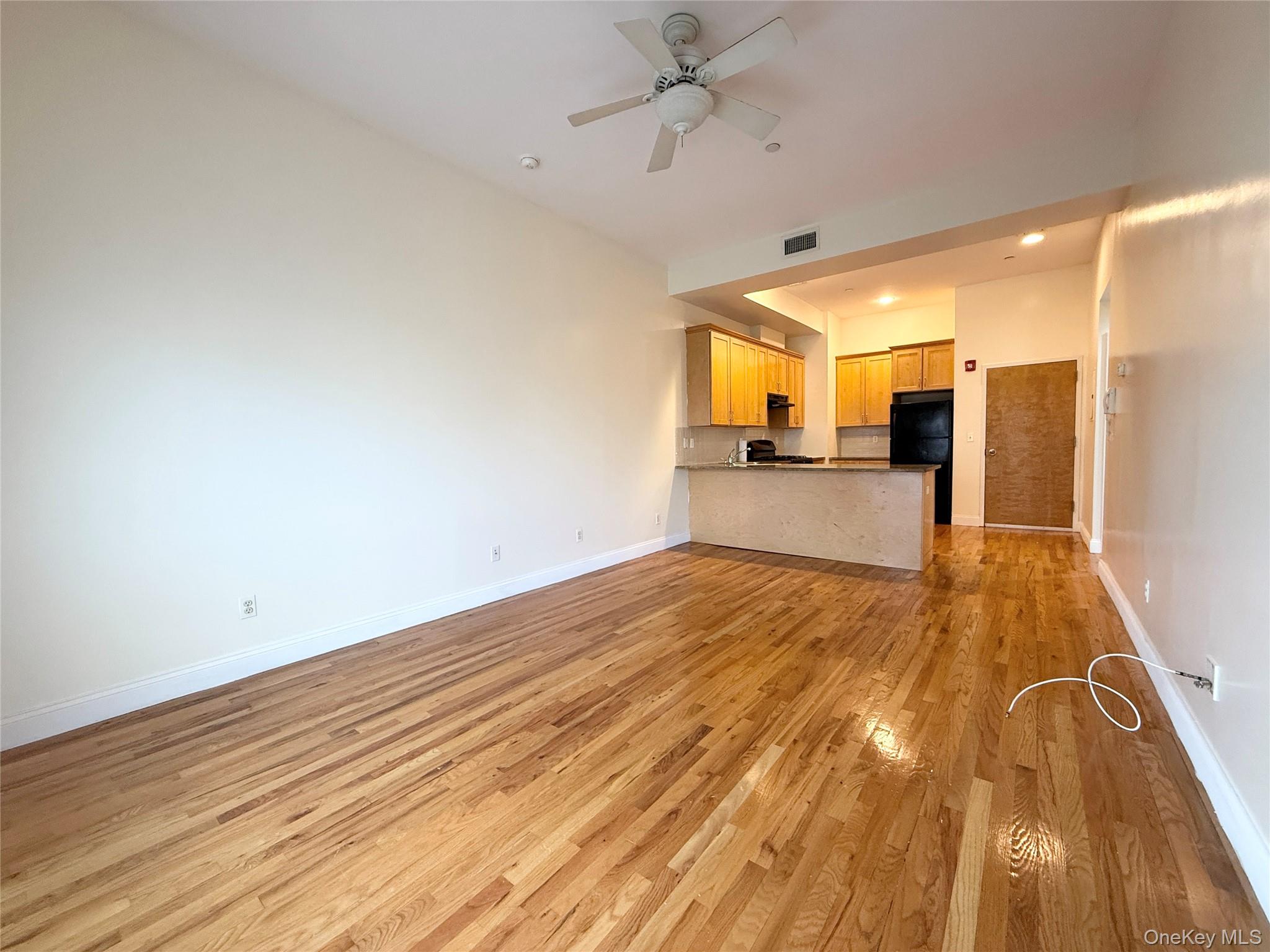 #8 photo, 2 East Main Street, Oyster Bay , NY 11771