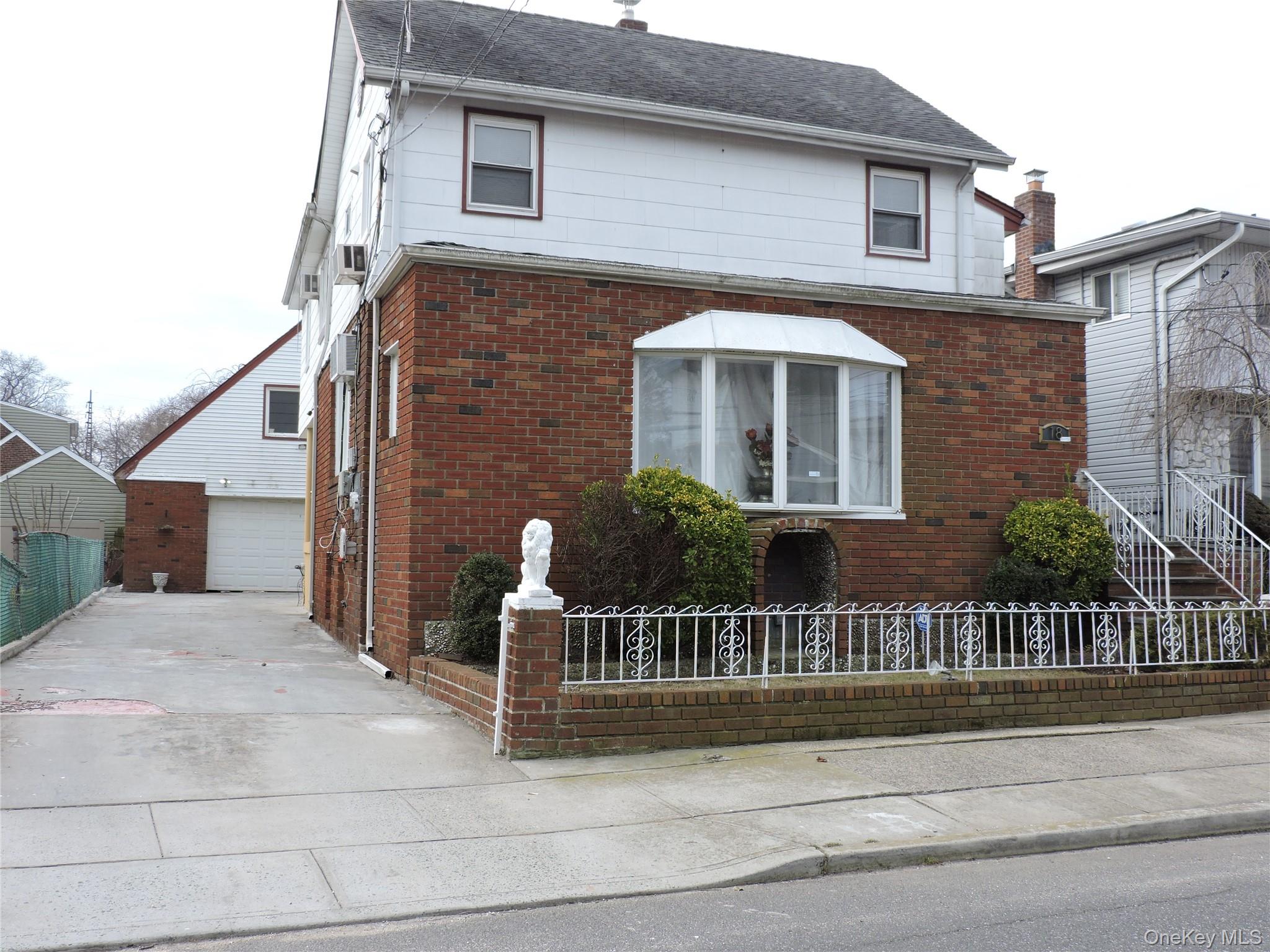 #1 photo, 18 Leach Street, Lynbrook , NY 11563