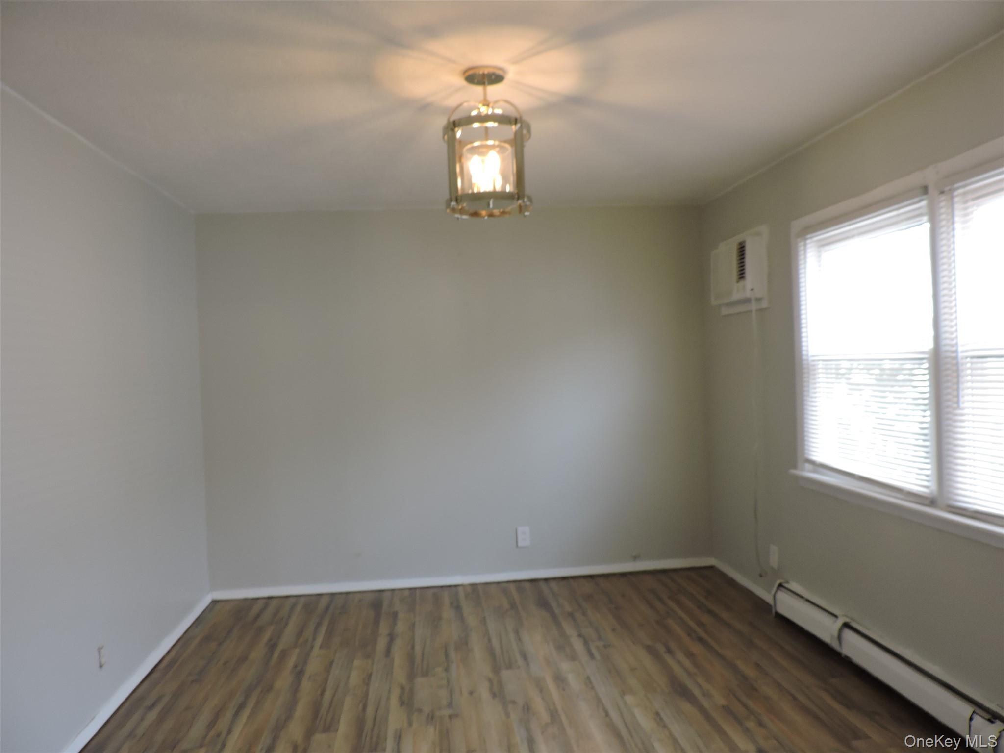 #10 photo, 18 Leach Street, Lynbrook , NY 11563