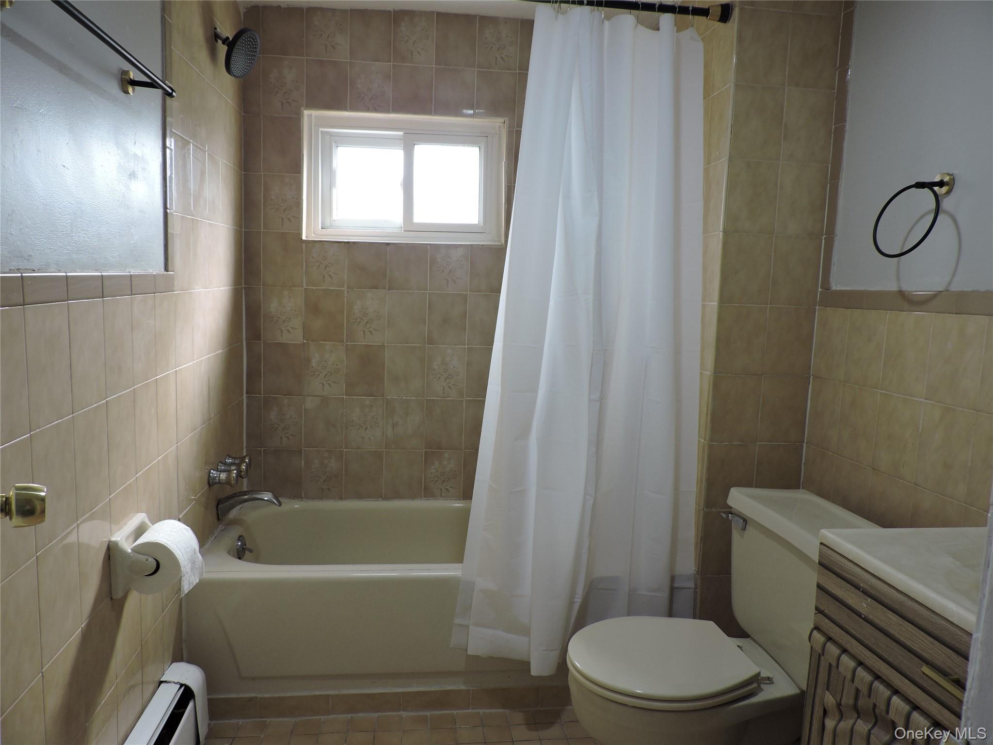 #3 photo, 18 Leach Street, Lynbrook , NY 11563