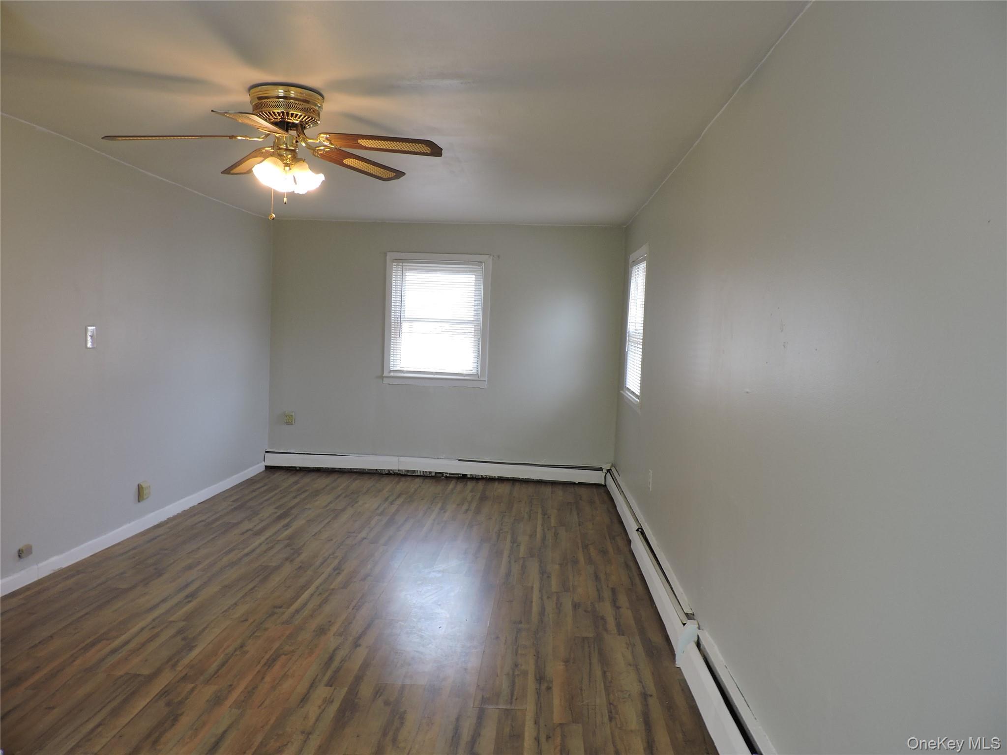 #6 photo, 18 Leach Street, Lynbrook , NY 11563