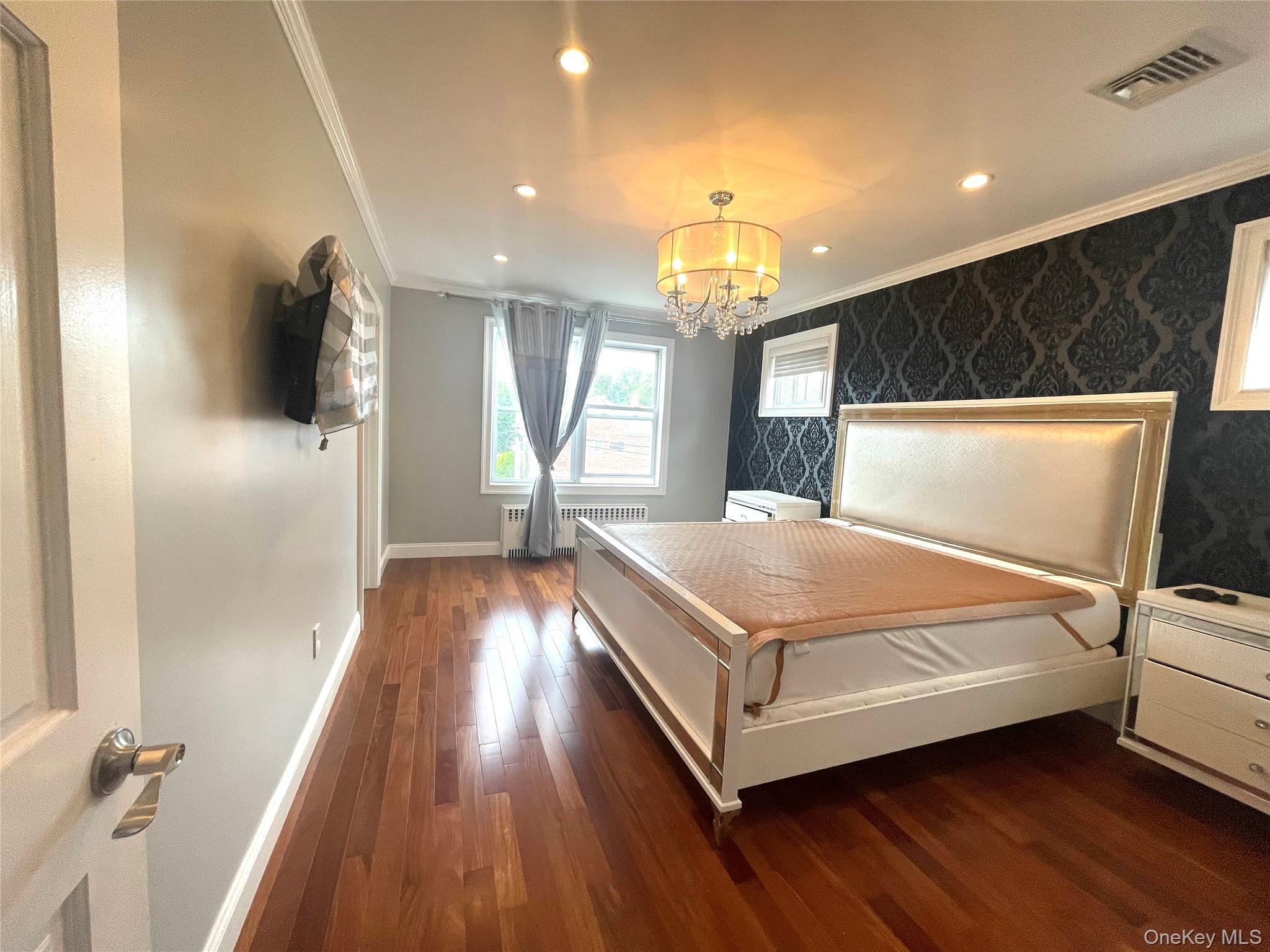 #13 photo, 1194 Lydig Avenue, Bronx , NY 10461