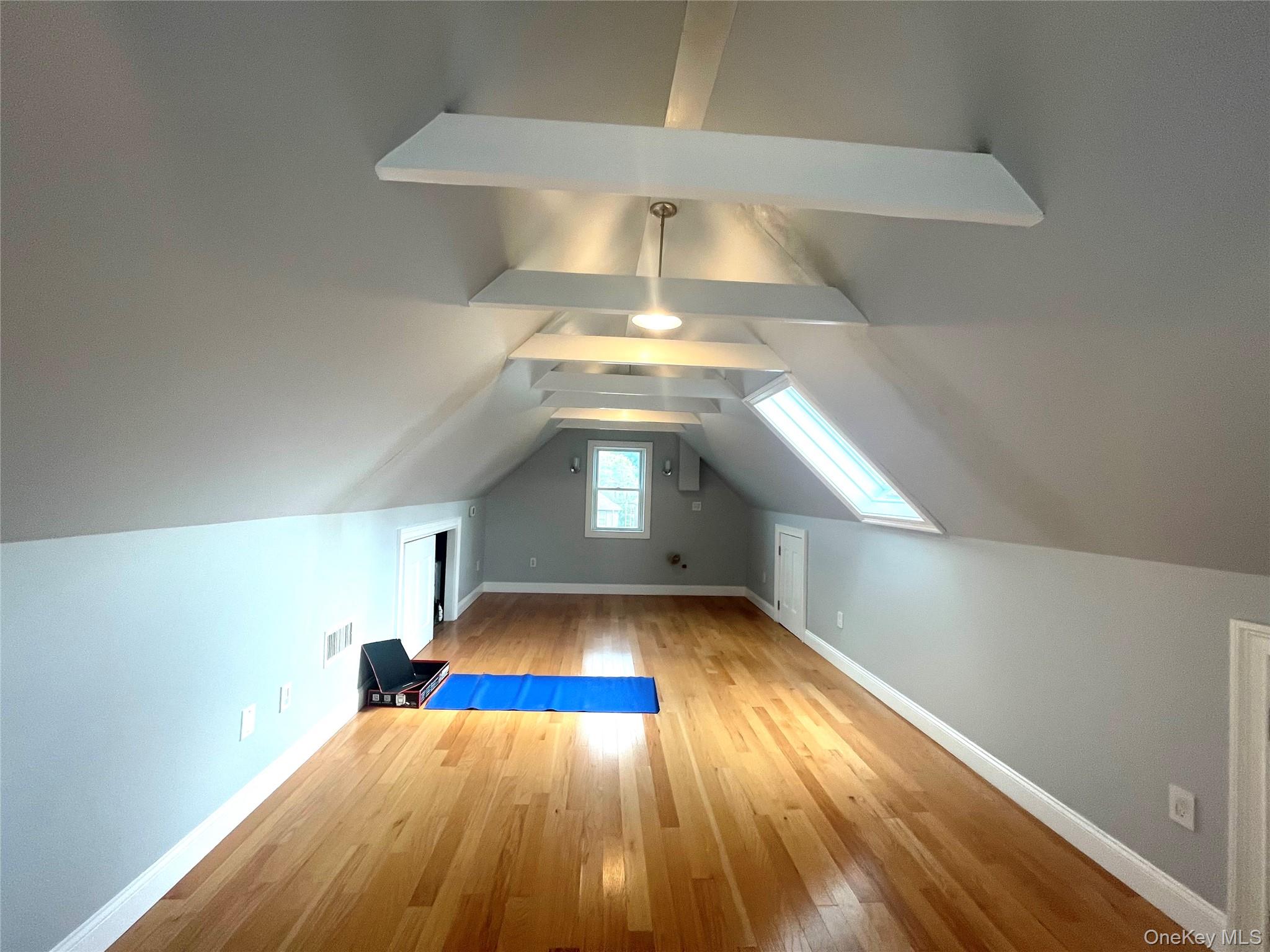 #15 photo, 1194 Lydig Avenue, Bronx , NY 10461