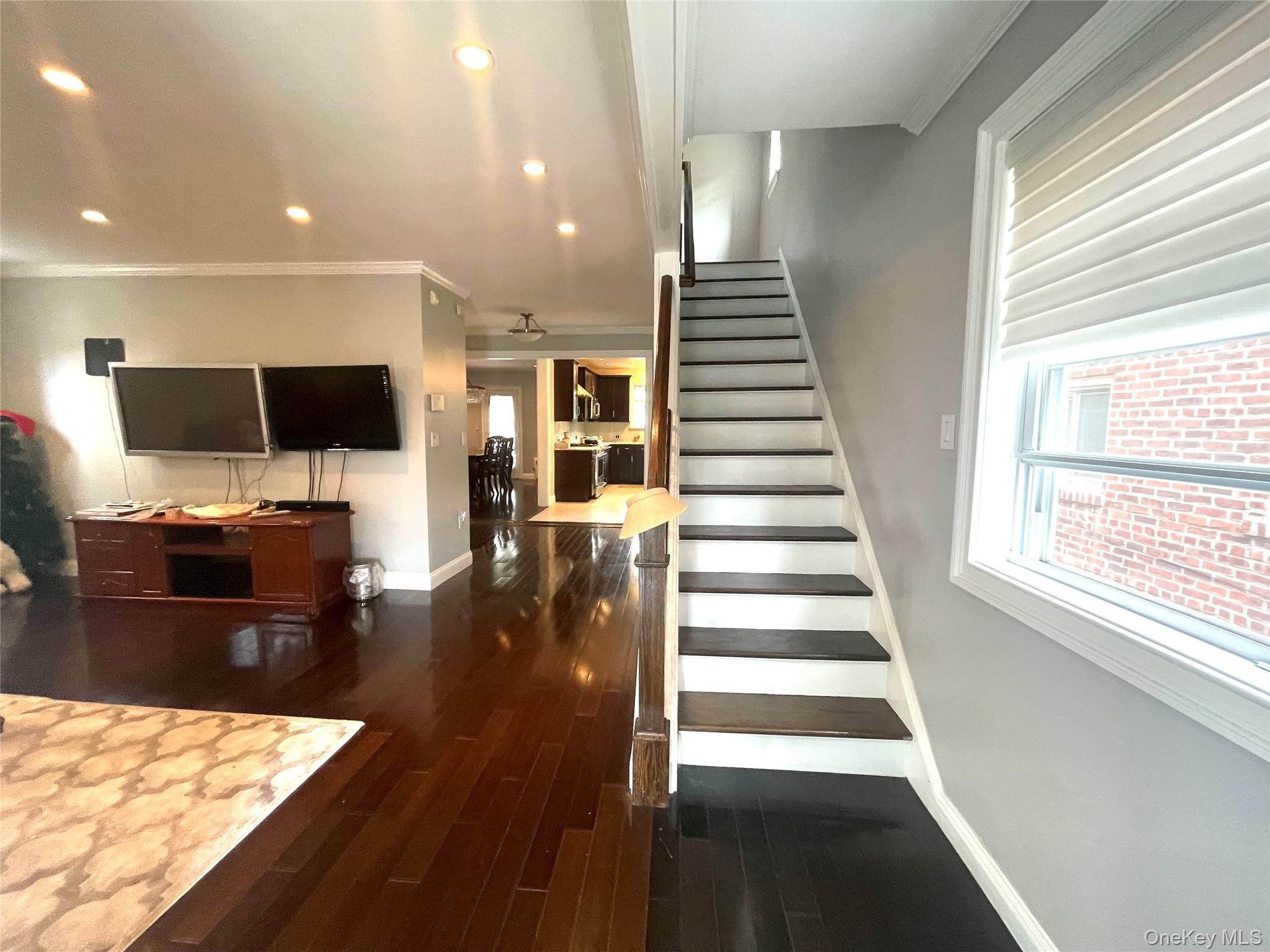 #9 photo, 1194 Lydig Avenue, Bronx , NY 10461