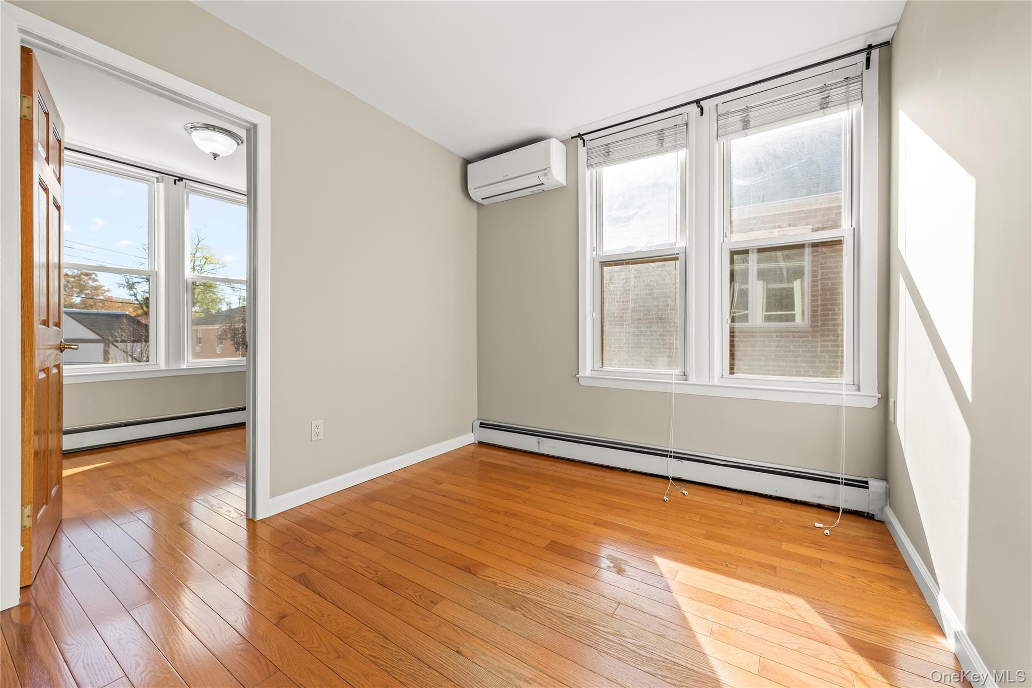 #10 photo, 2942 164th Street, Flushing , NY 11358