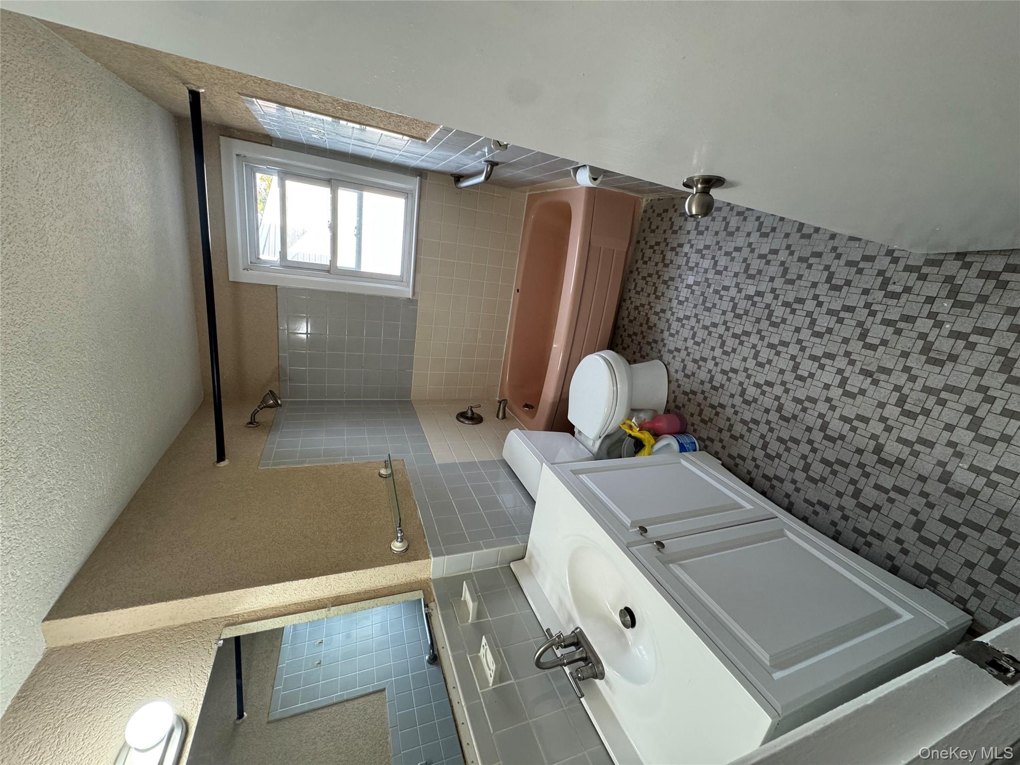 #4 photo, 8 Elmira Street, Hicksville , NY 11801