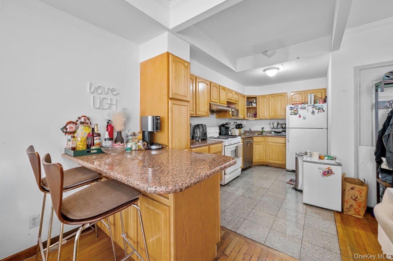 #4 photo, 15 Evans Street, Brooklyn , NY 11201