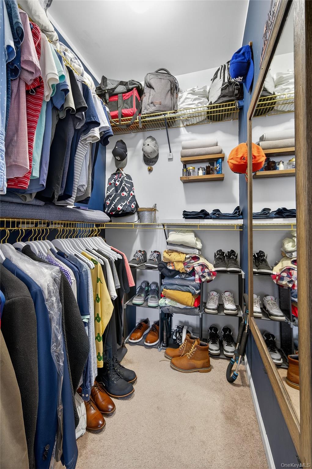 #11 photo, 330 Maple Avenue, Westbury , NY 11590