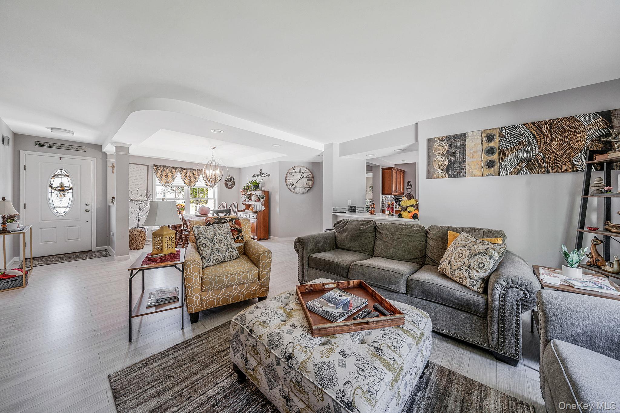 #18 photo, 1407 Middle Road, Calverton , NY 11933