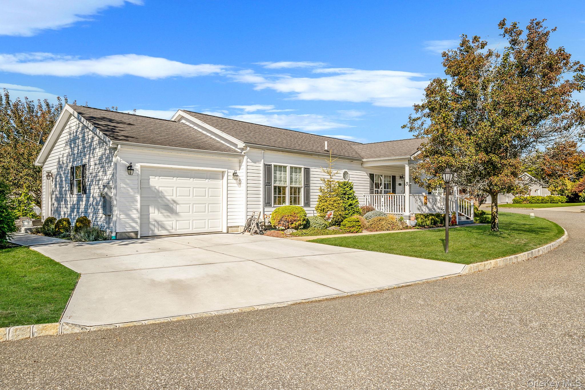 #3 photo, 1407 Middle Road, Calverton , NY 11933