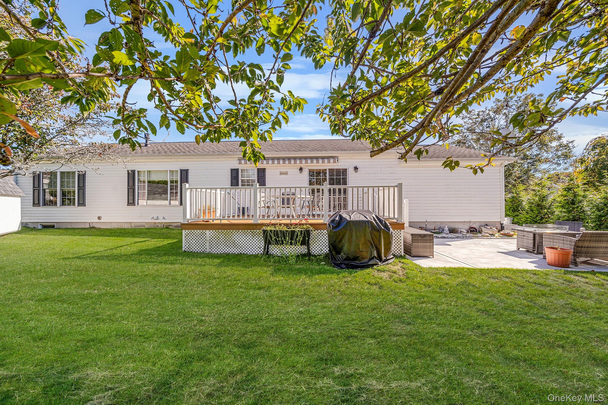 #9 photo, 1407 Middle Road, Calverton , NY 11933