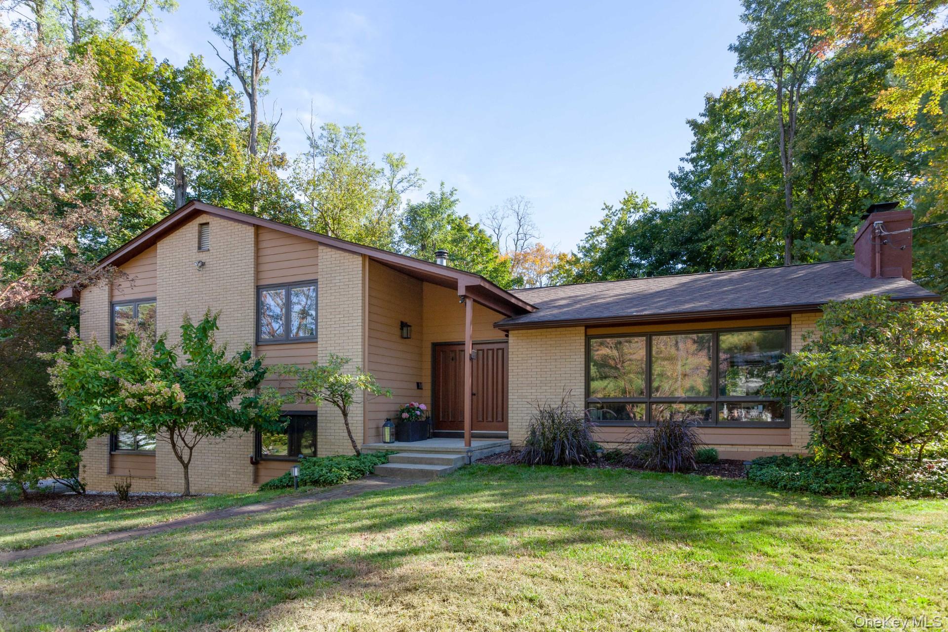 #1 photo, 14 Old English Way, Wappingers Falls , NY 12590