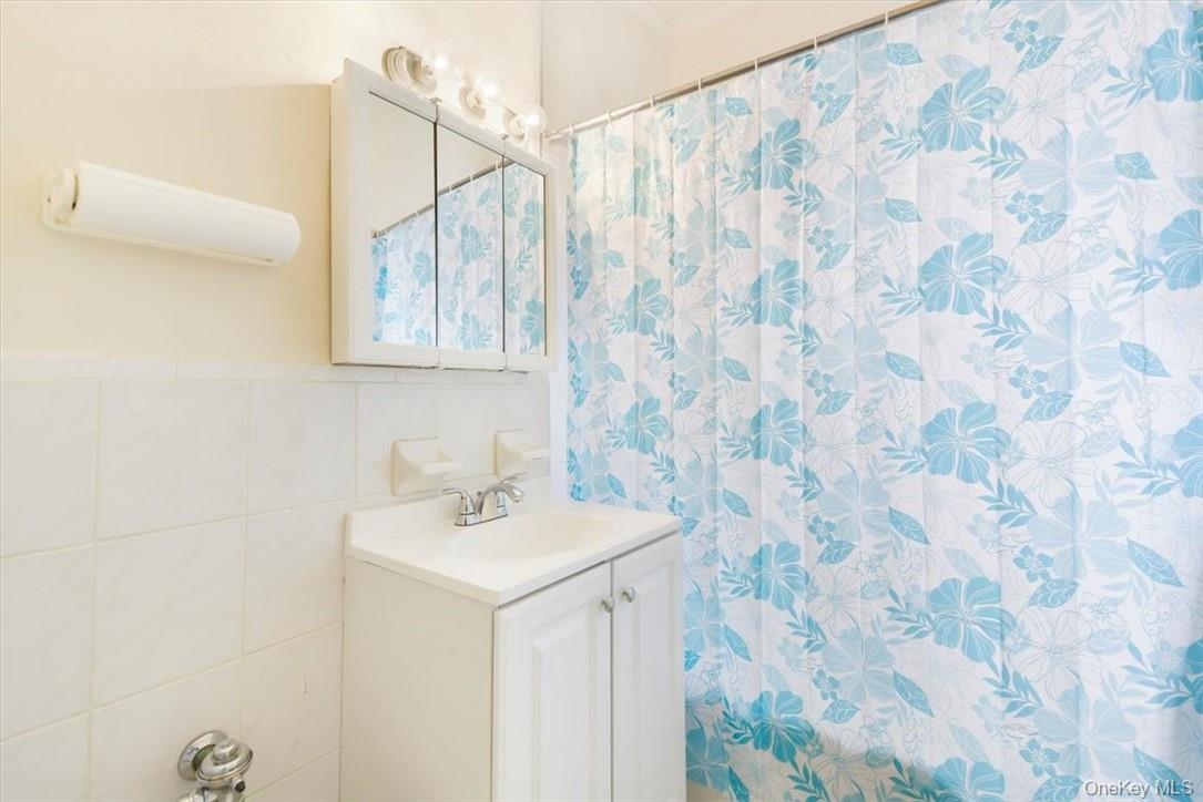 #9 photo, 663 Locust Street, Mount Vernon , NY 10552