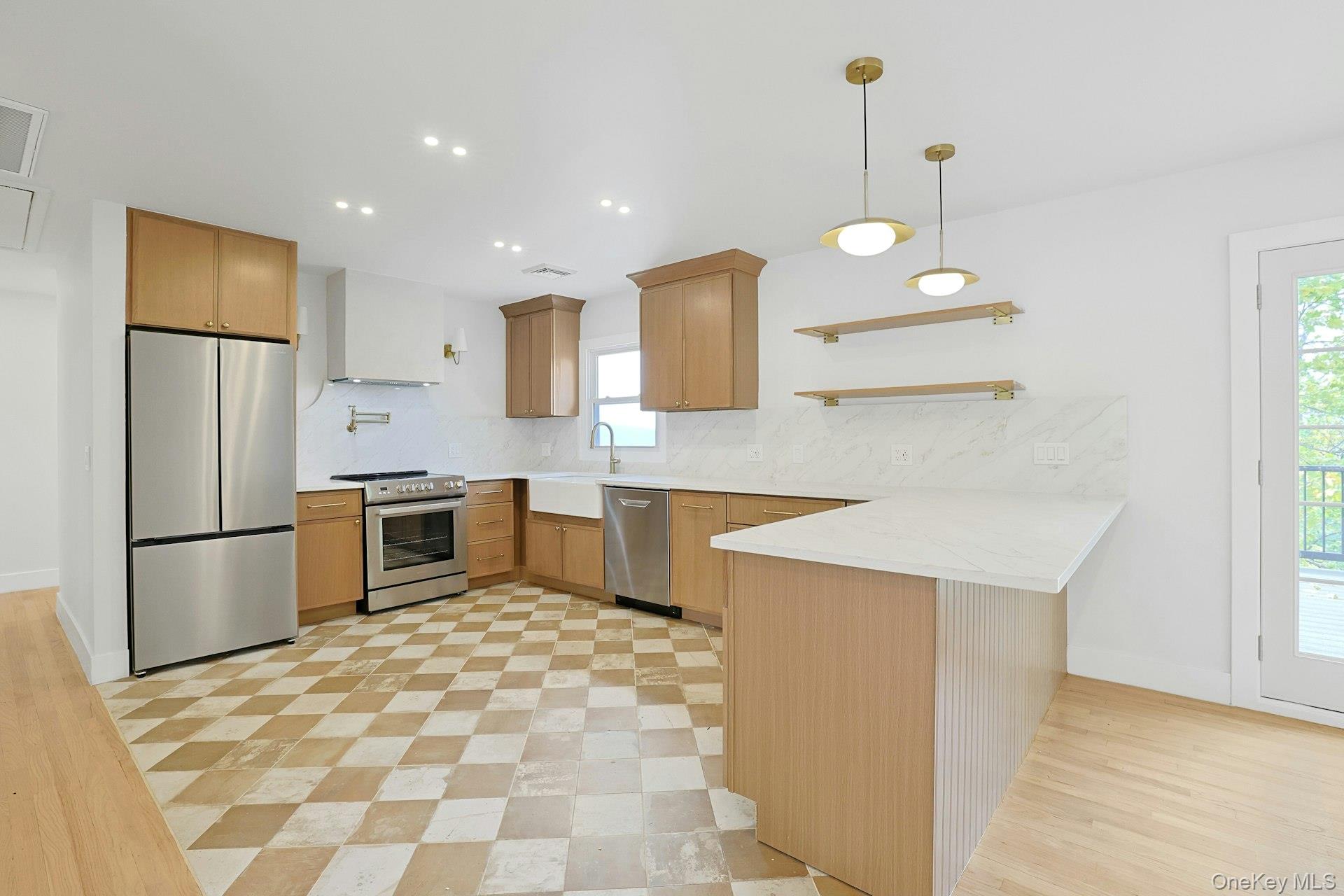 #10 photo, 63 Cedar Lane, Ossining , NY 10562