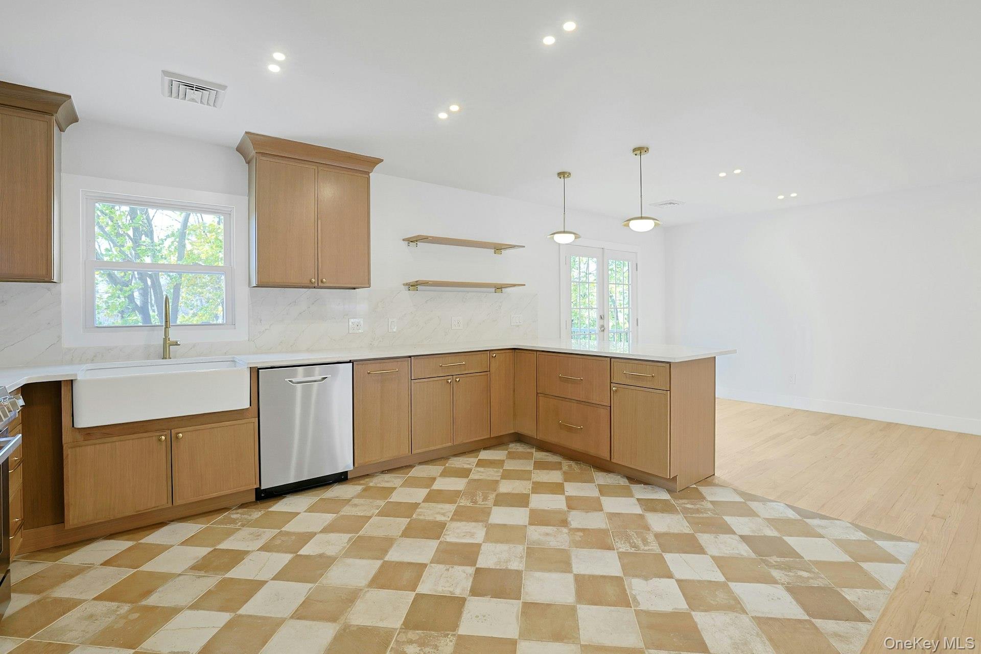 #11 photo, 63 Cedar Lane, Ossining , NY 10562