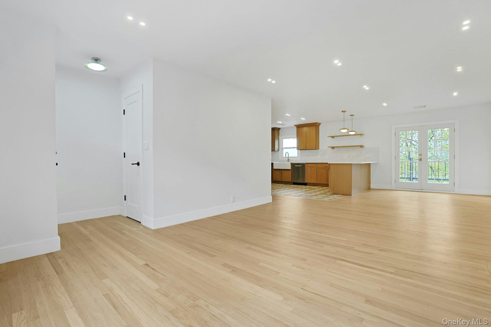 #8 photo, 63 Cedar Lane, Ossining , NY 10562