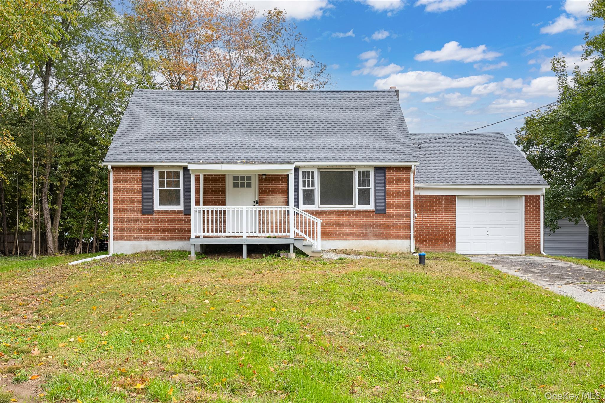 #1 photo, 6 Morgan Circle, Hyde Park , NY 12538