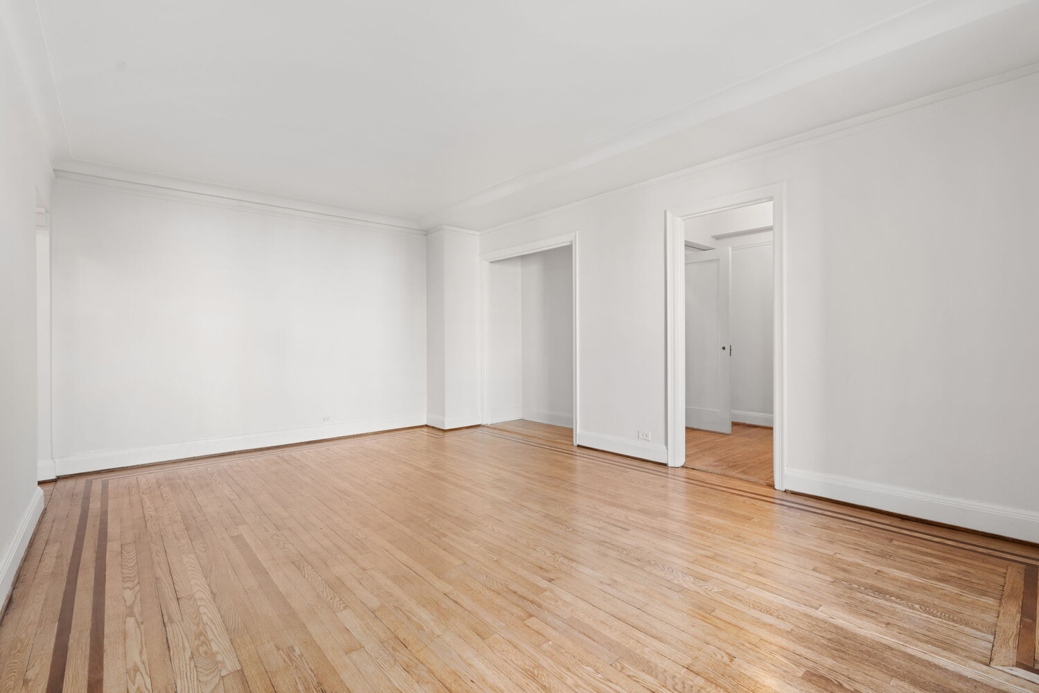 #6 photo, 235 E 22ND Street, マンハッタン Gramercy Park , NY 10010