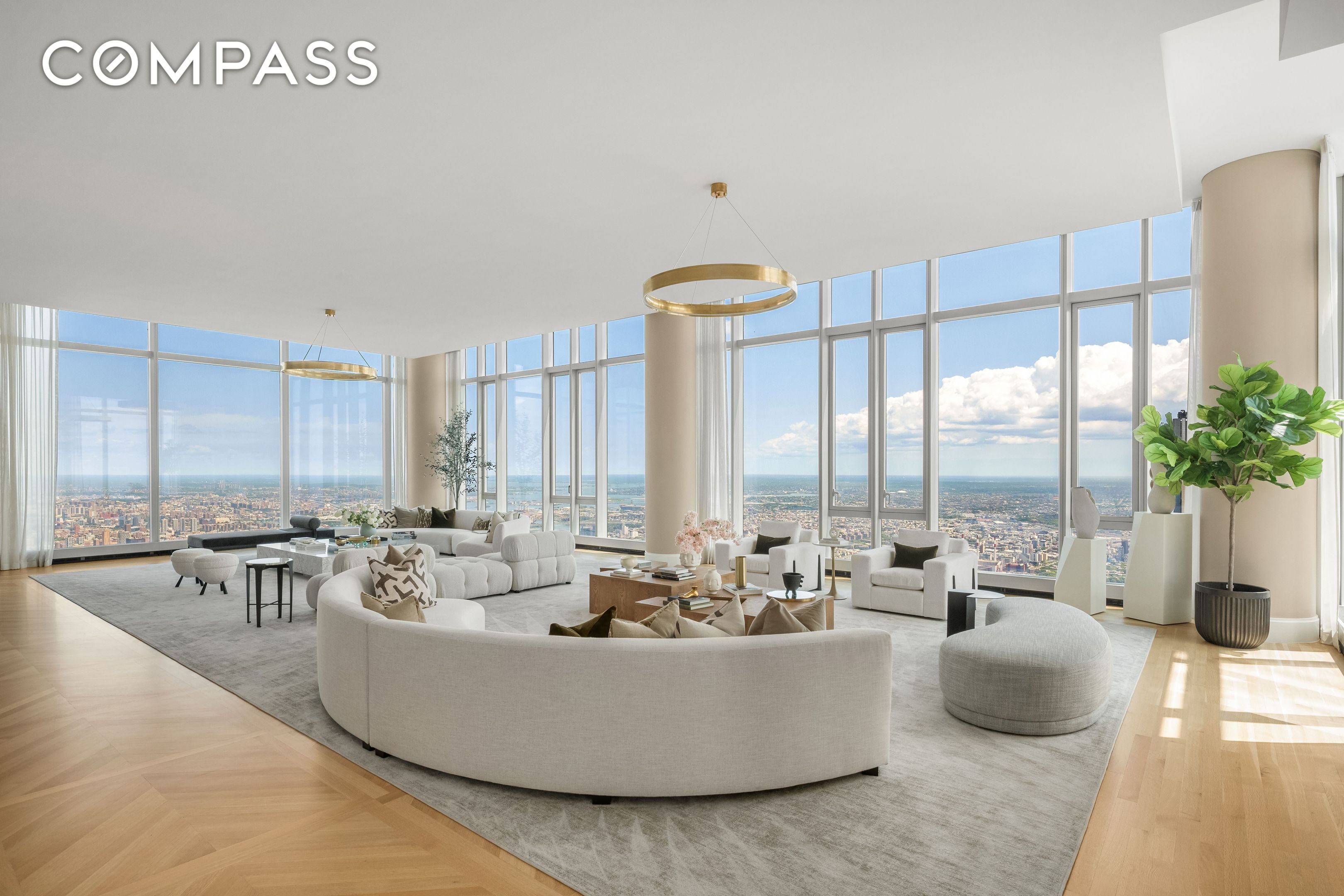 #5 photo, 217 W 57th Street, Midtown Central , NY 10019