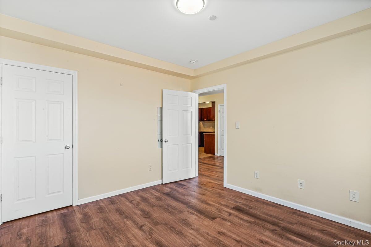 #13 photo, 71-33 162nd Street, Fresh Meadows , NY 11365