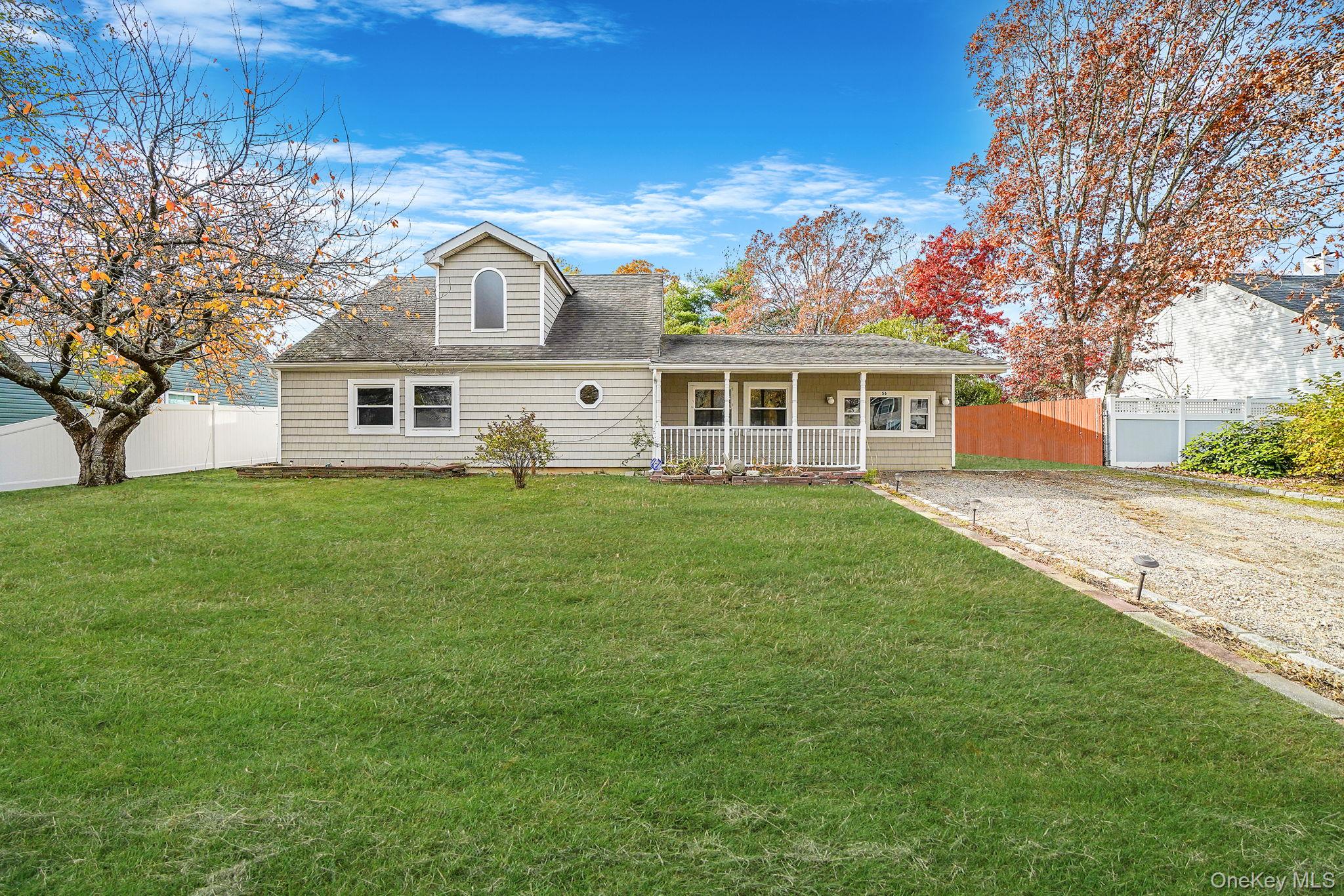 #3 photo, 56 Matsunaye Drive, サフォーク郡 Medford , NY 11763