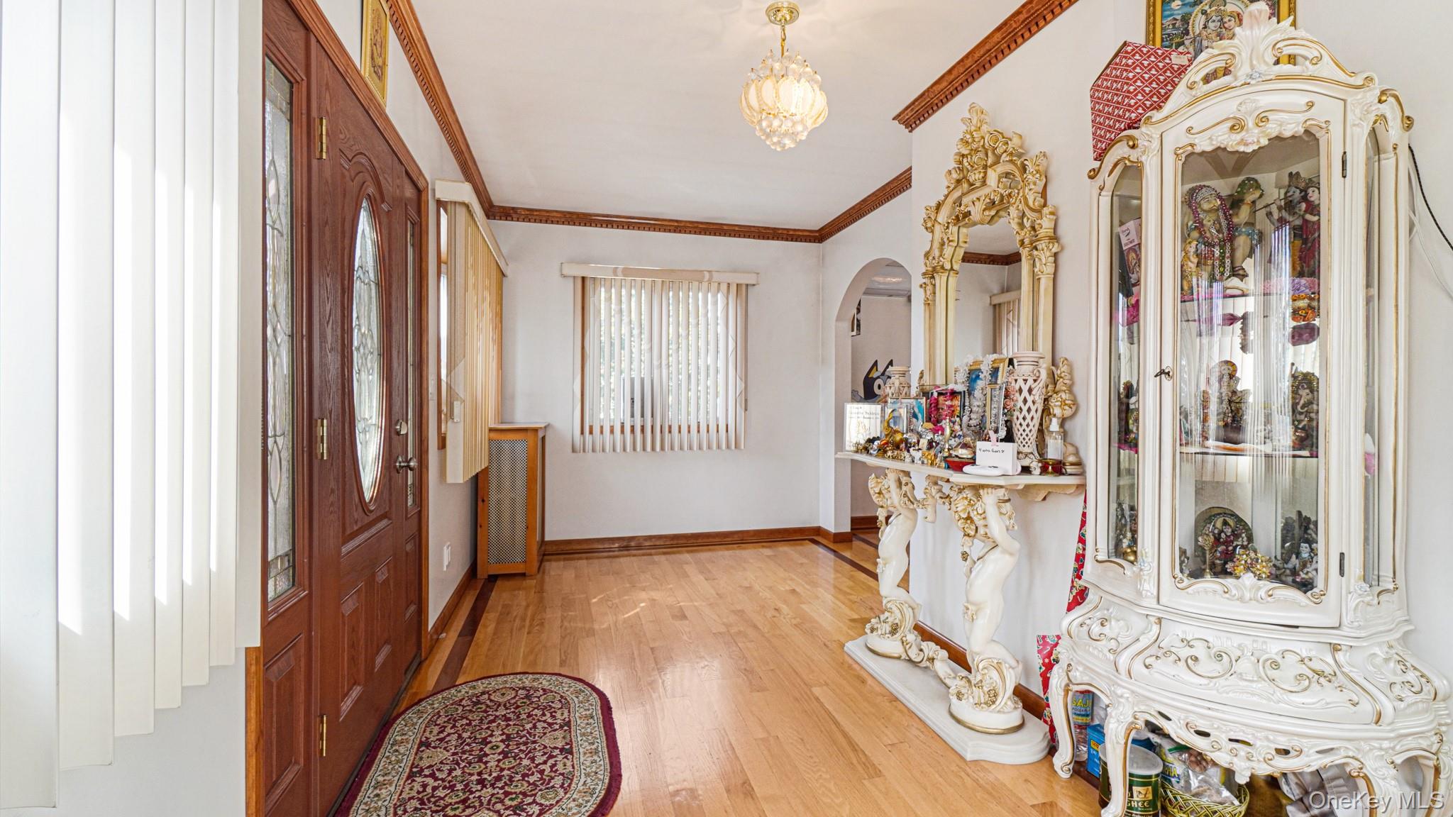 #12 photo, 94-07 212th Street, Queens Village , NY 11428