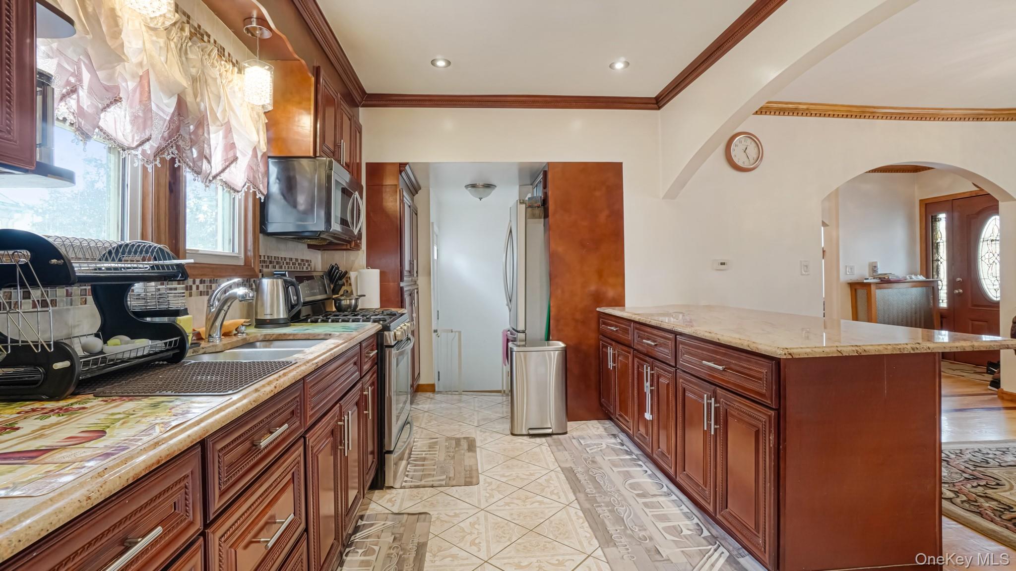 #16 photo, 94-07 212th Street, Queens Village , NY 11428