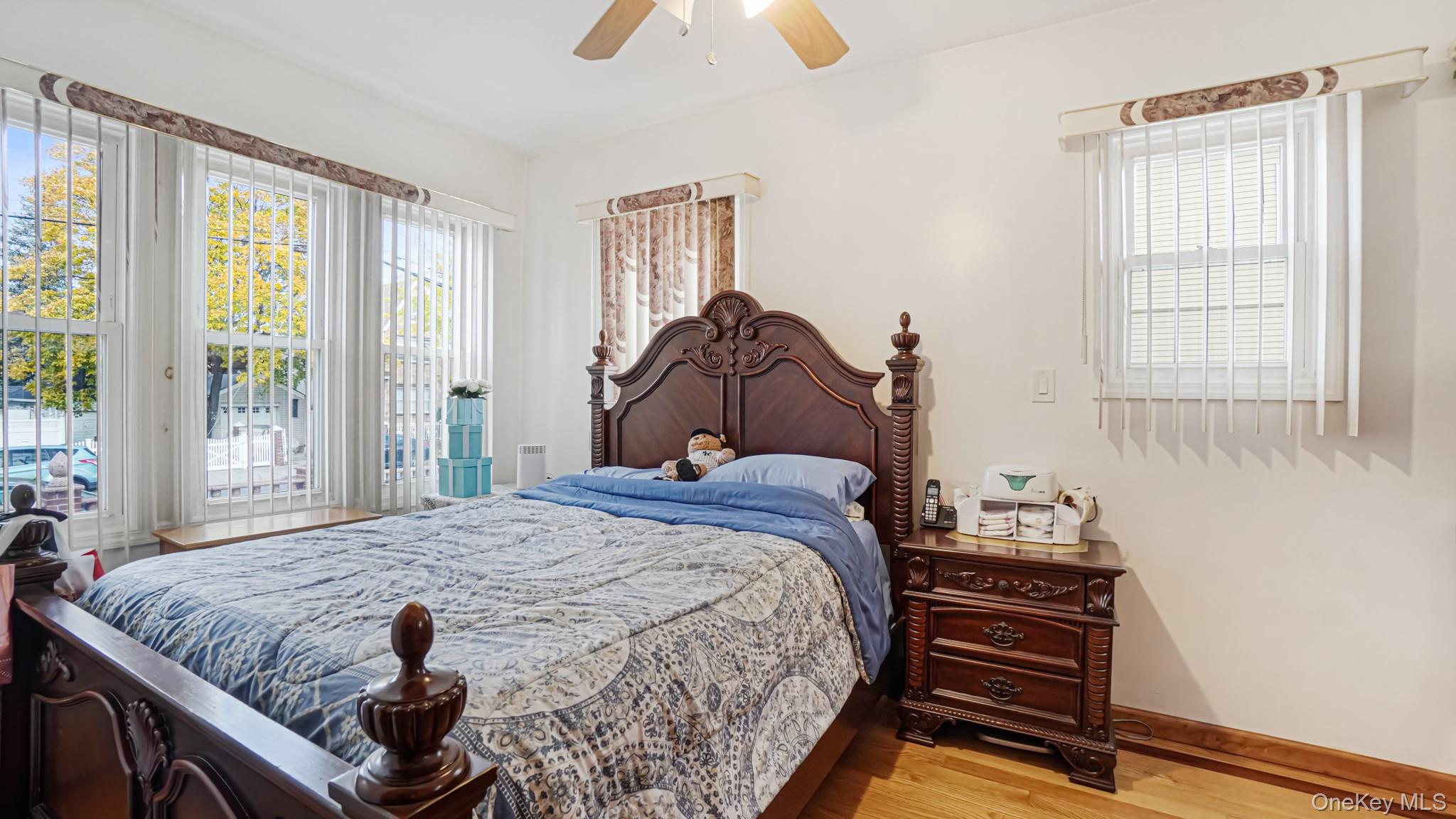 #18 photo, 94-07 212th Street, Queens Village , NY 11428