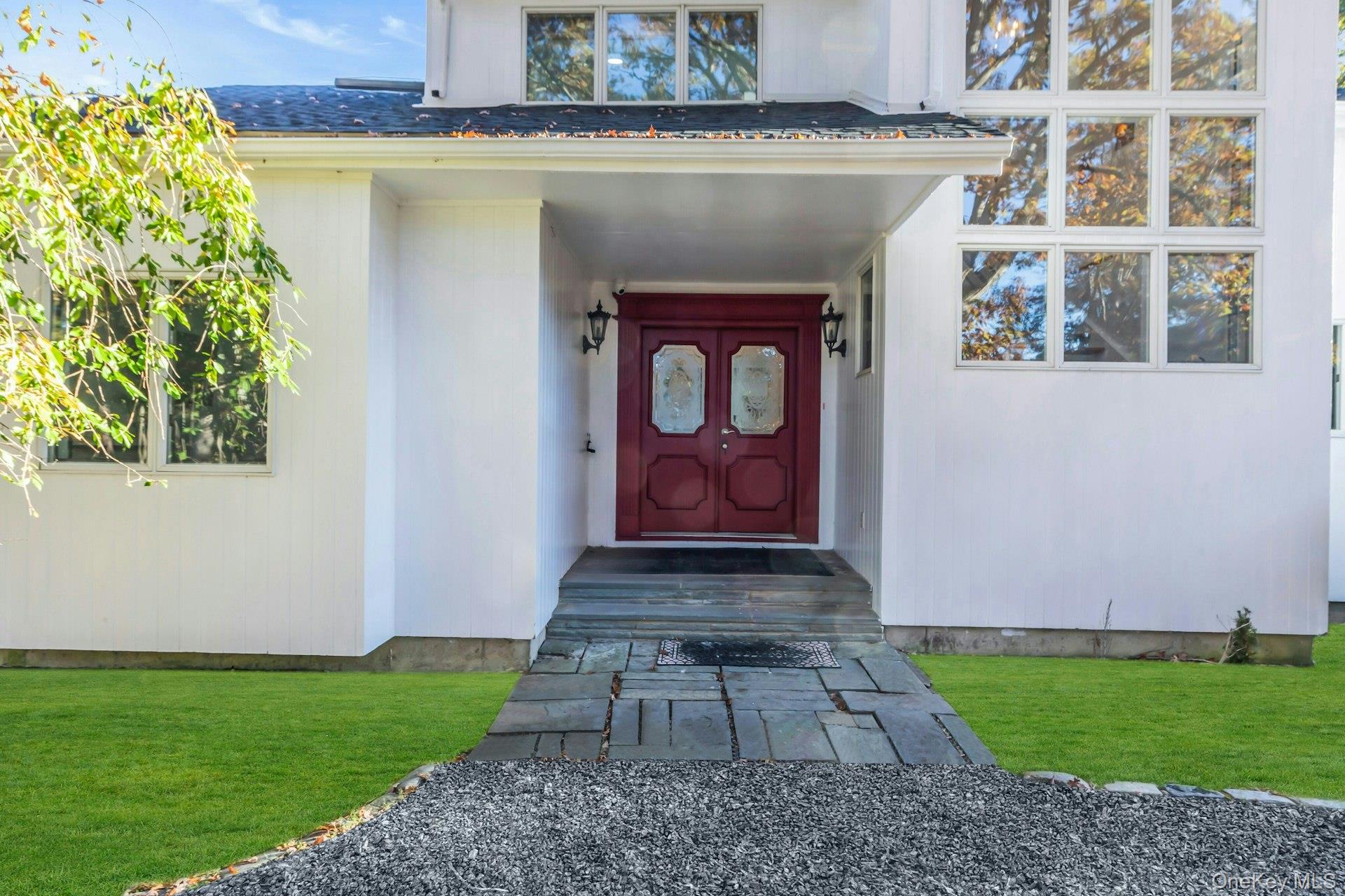 #5 photo, 19 Bay Woods Drive, Hampton Bays , NY 11946