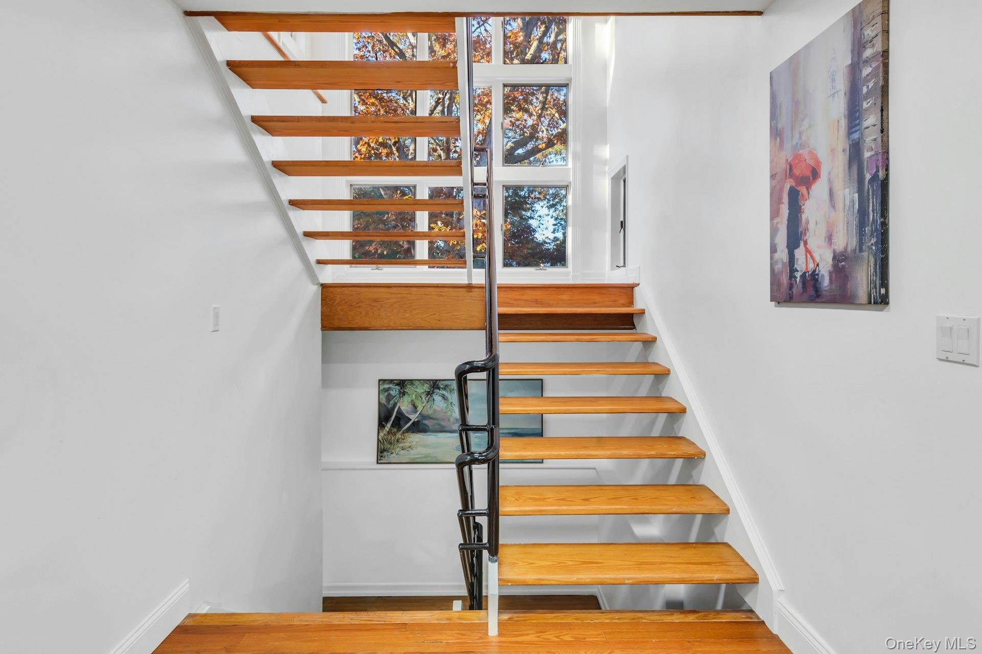 #7 photo, 19 Bay Woods Drive, Hampton Bays , NY 11946