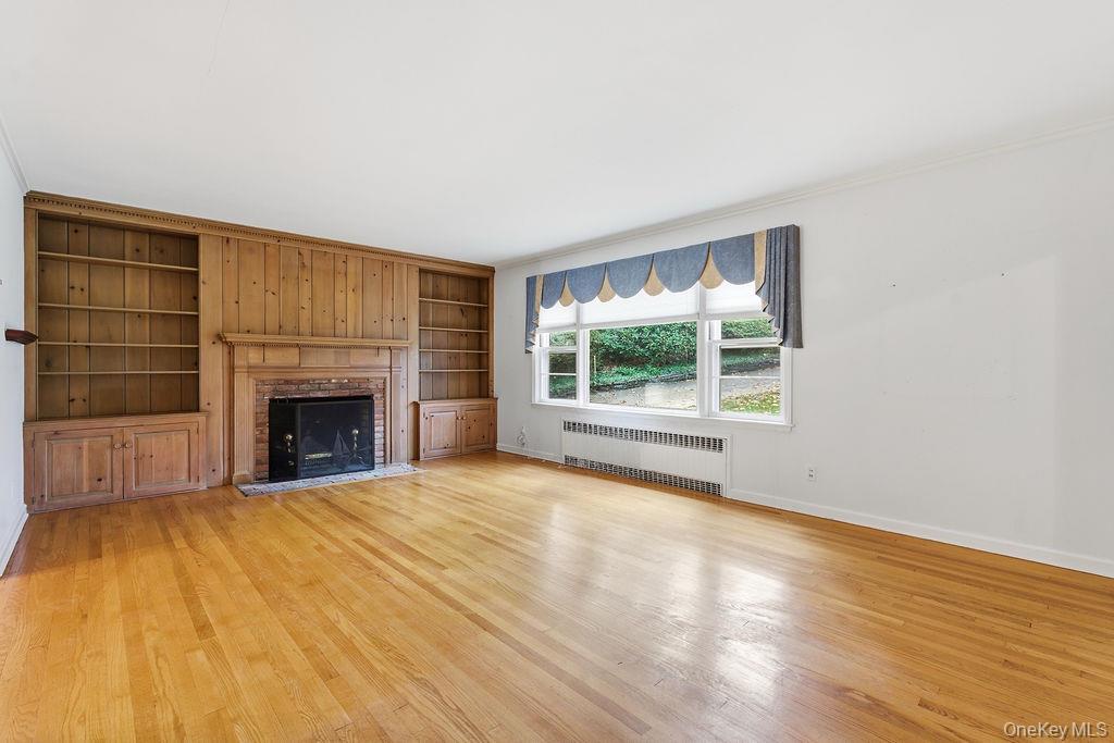 #3 photo, 26 Paul Revere Lane, Centerport , NY 11721