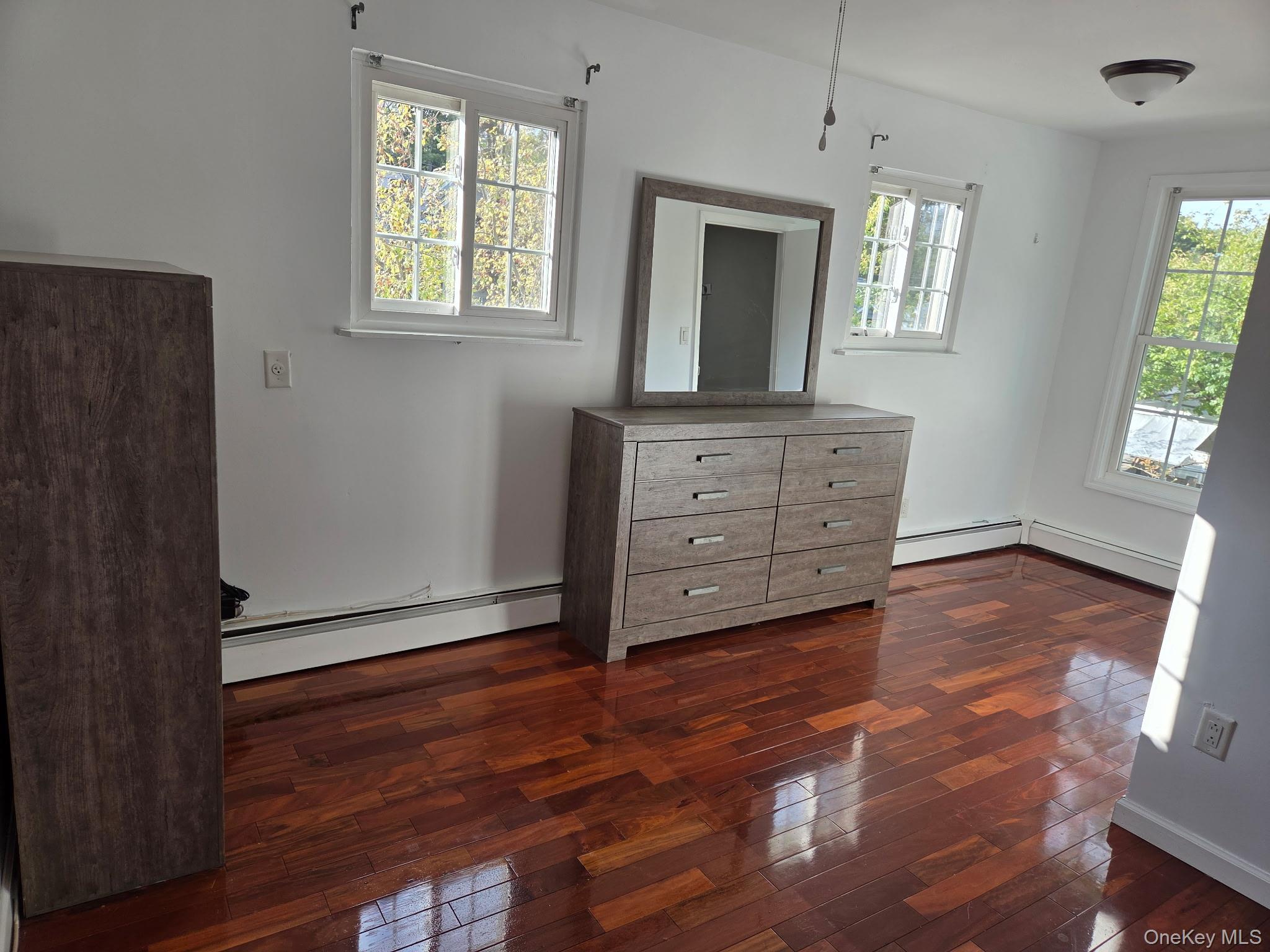 #6 photo, 1019 Cassel Avenue, Bay Shore , NY 11706