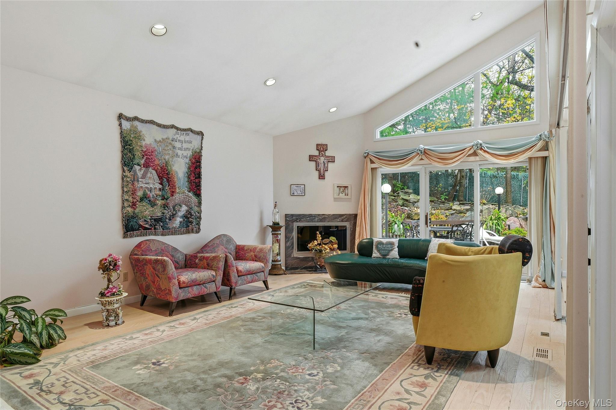 #10 photo, 43 Bristol Drive, Manhasset , NY 11030