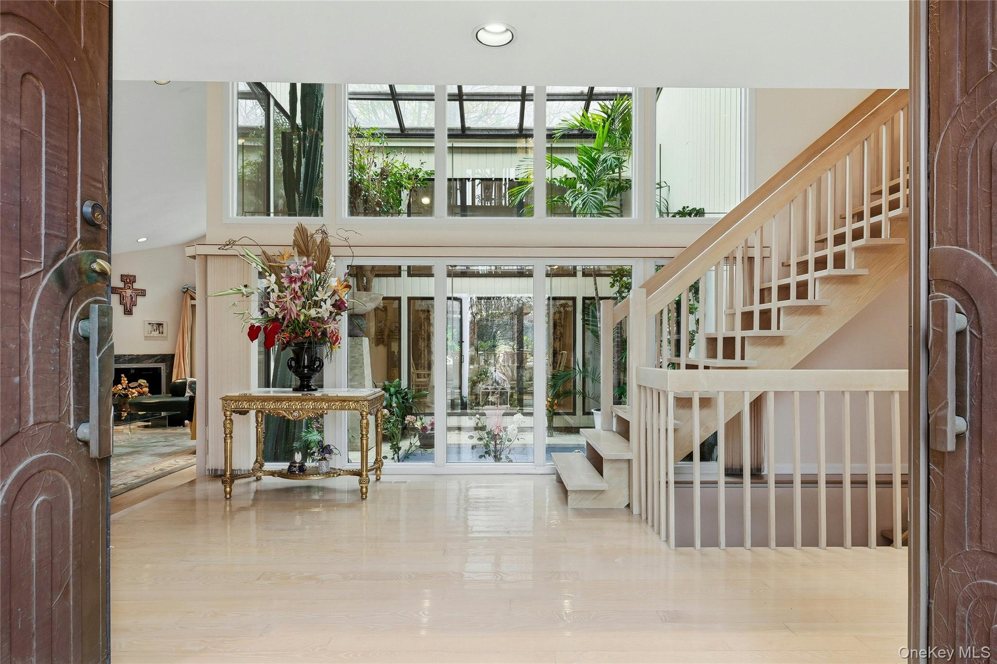 #5 photo, 43 Bristol Drive, Manhasset , NY 11030