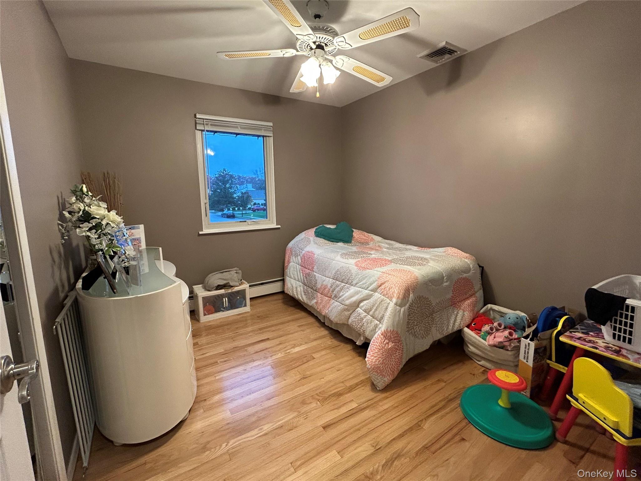 #18 photo, 839 Pine Avenue, West Islip , NY 11795