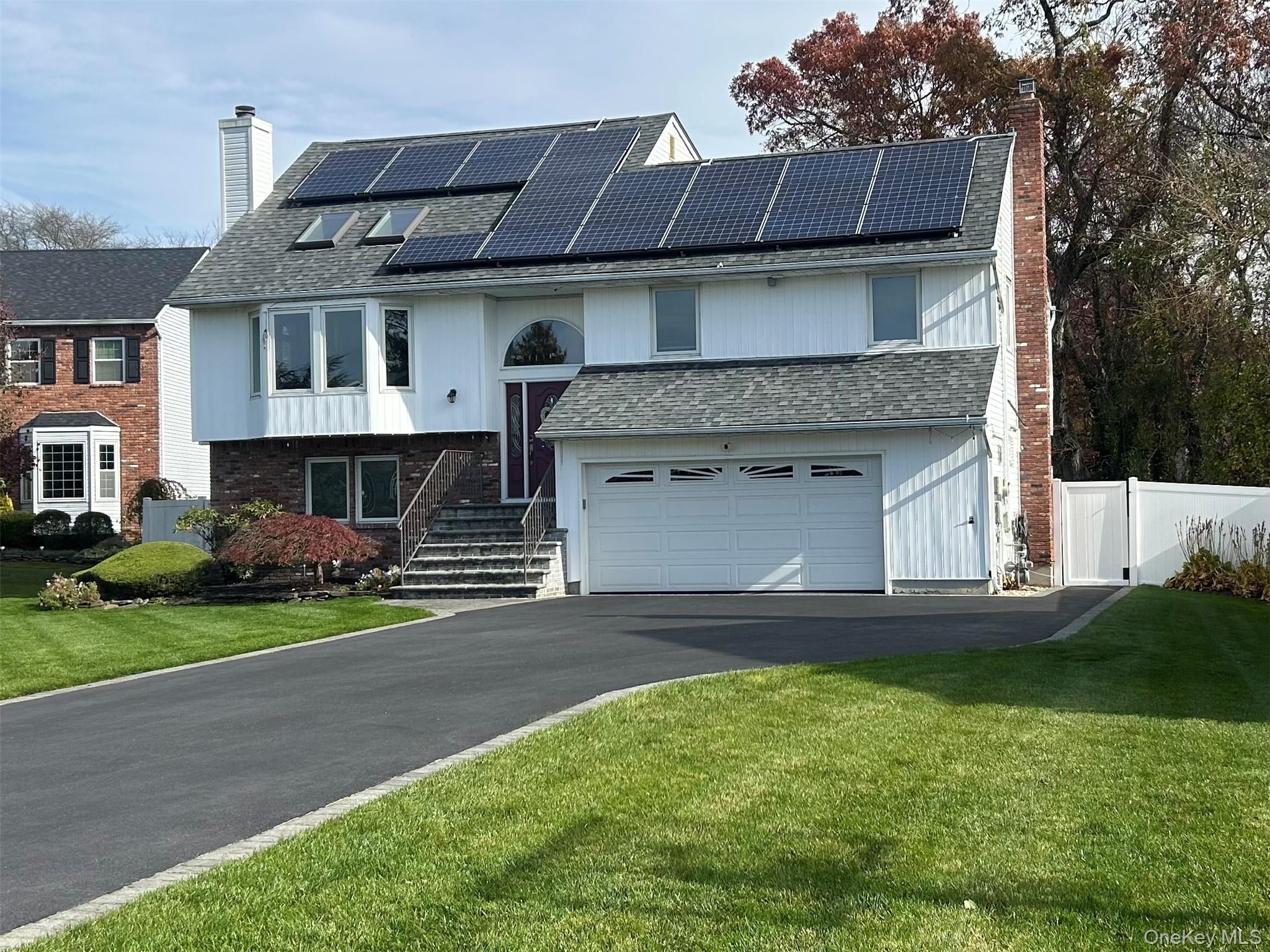 #3 photo, 839 Pine Avenue, West Islip , NY 11795